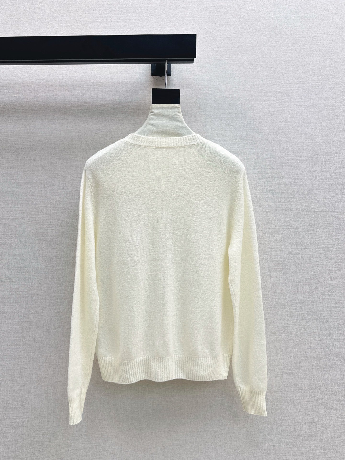 Chan 25fw knitted sweatshirt