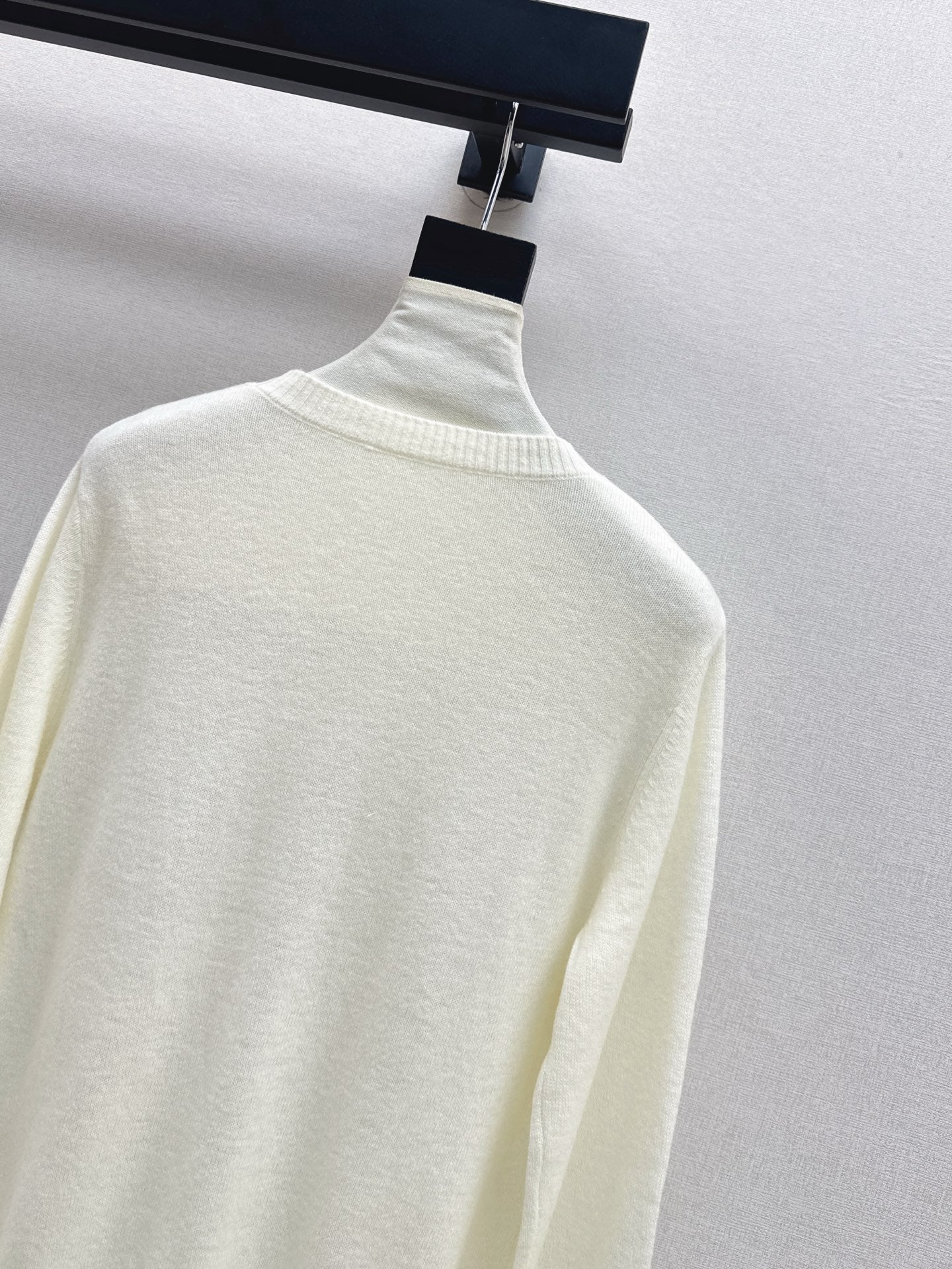 Chan 25fw knitted sweatshirt