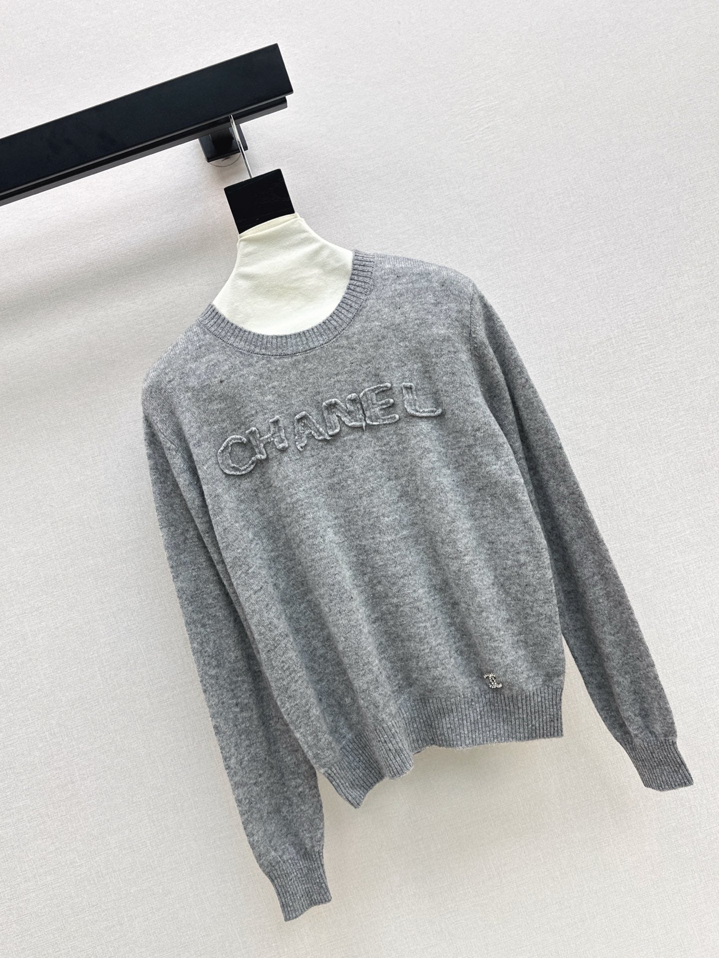 Chan 25fw knitted sweatshirt
