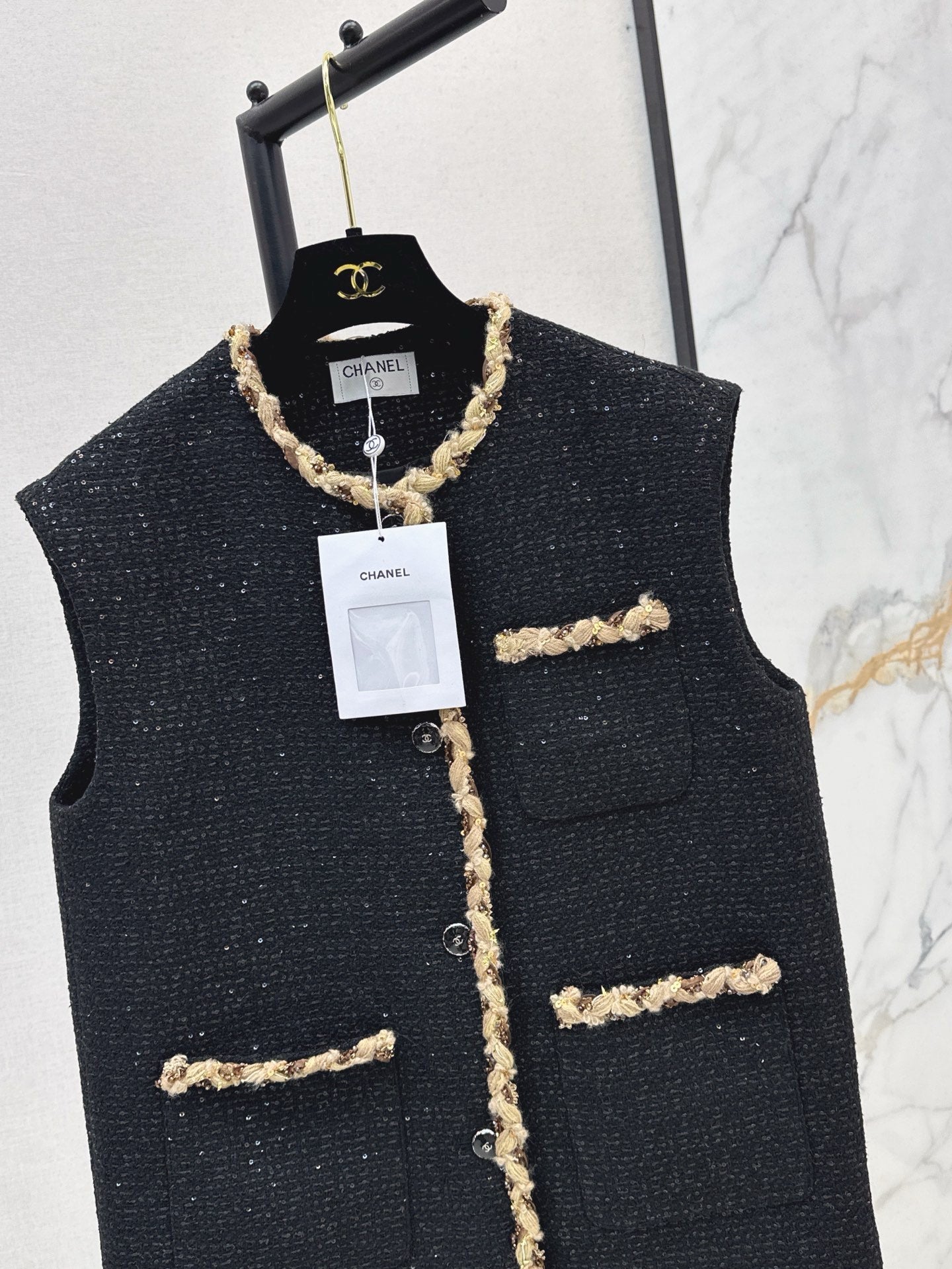 Chan 25fw woven vest