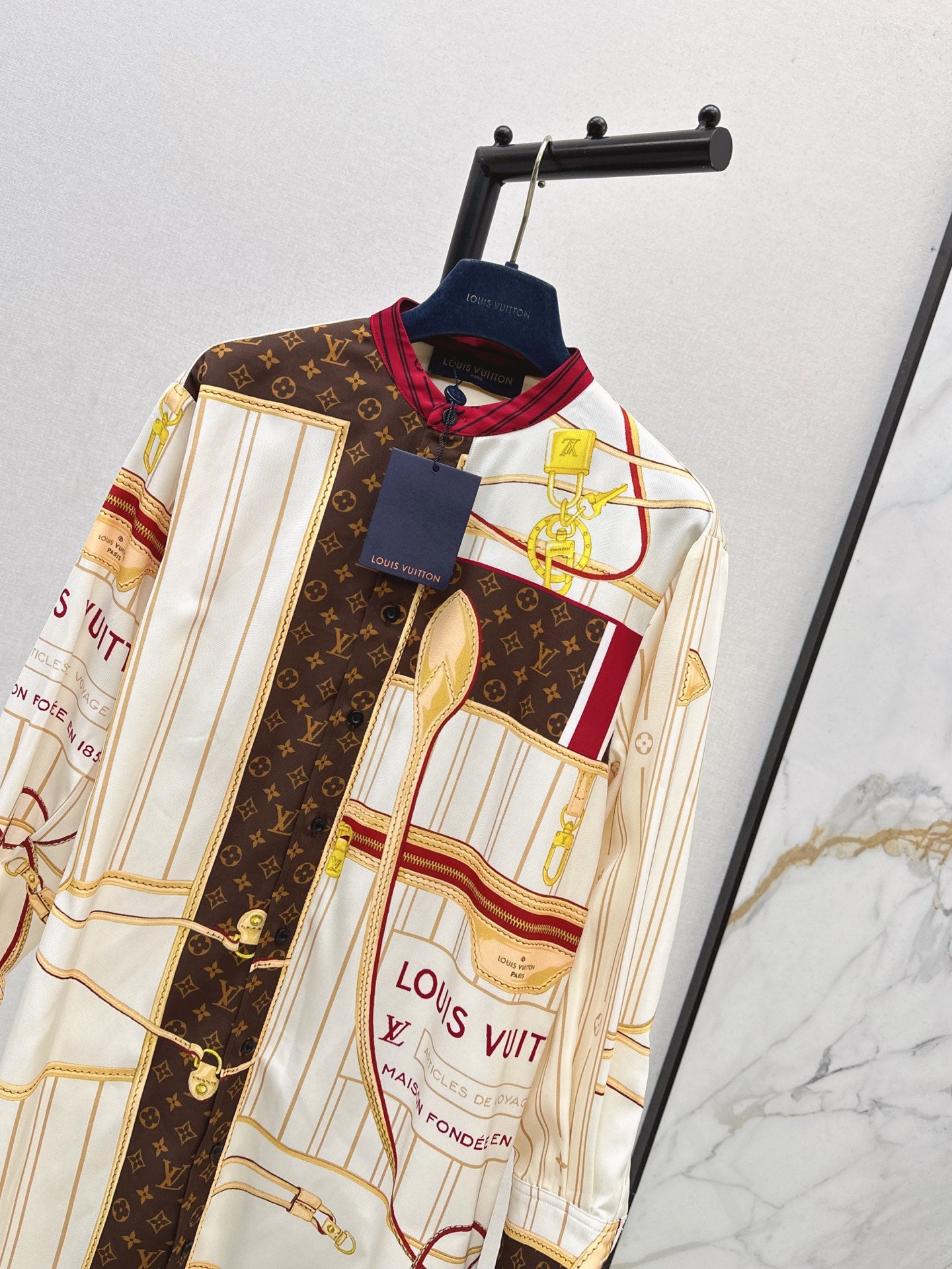 Loui 25fw print shirt