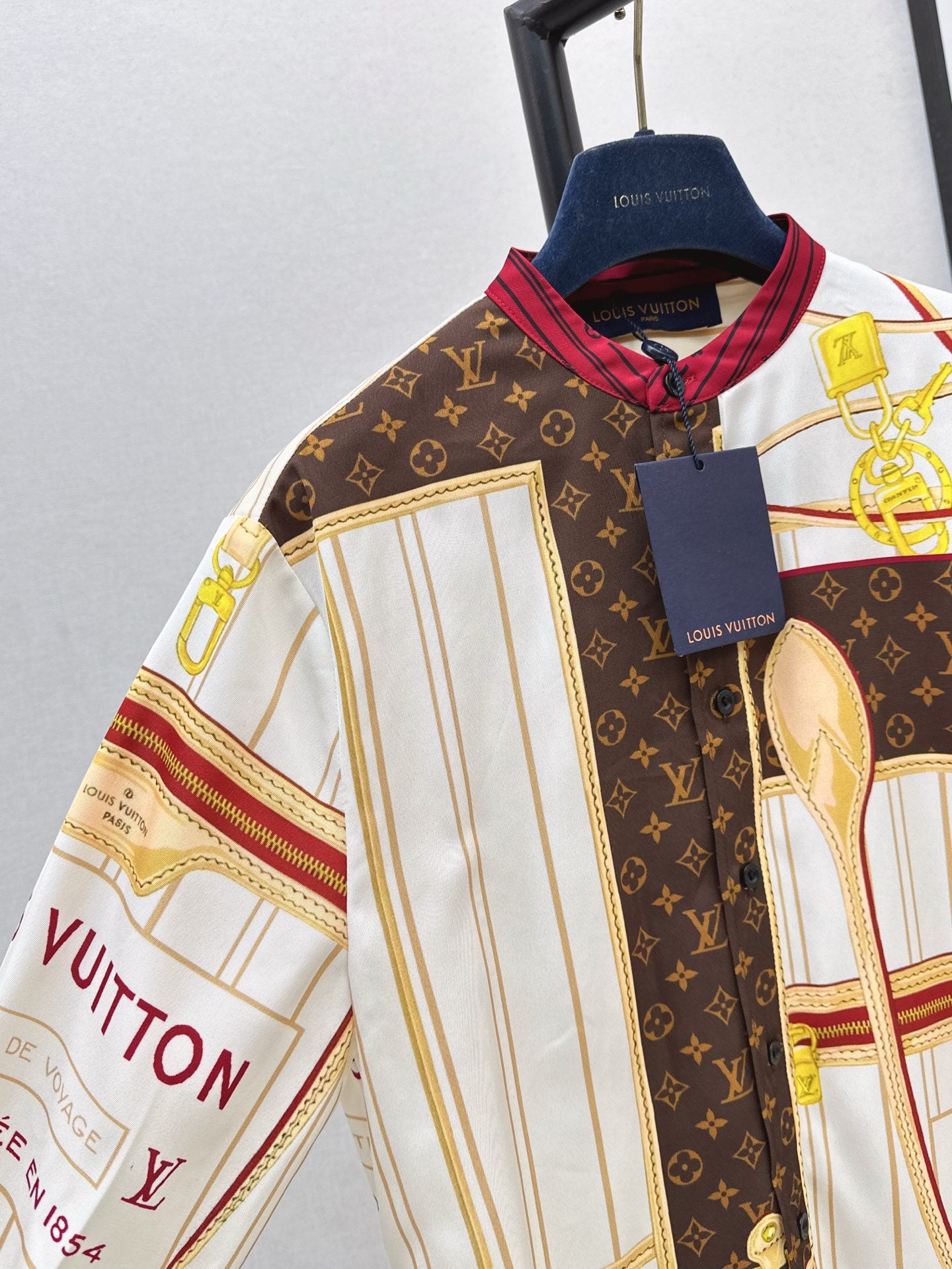Loui 25fw print shirt