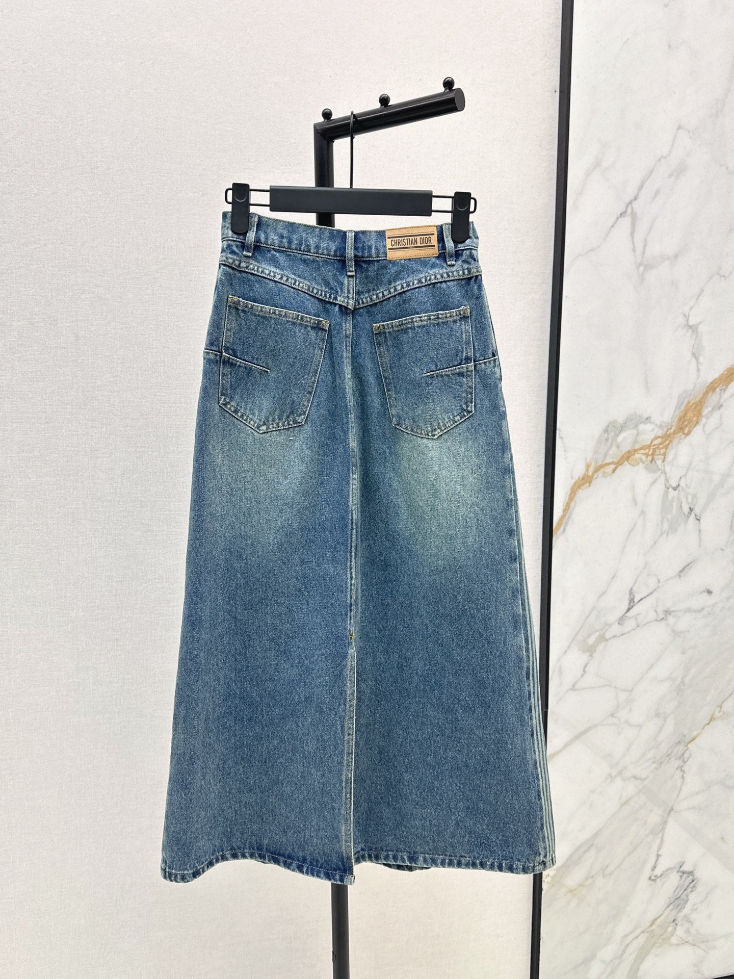 CD 25fw denim skirt