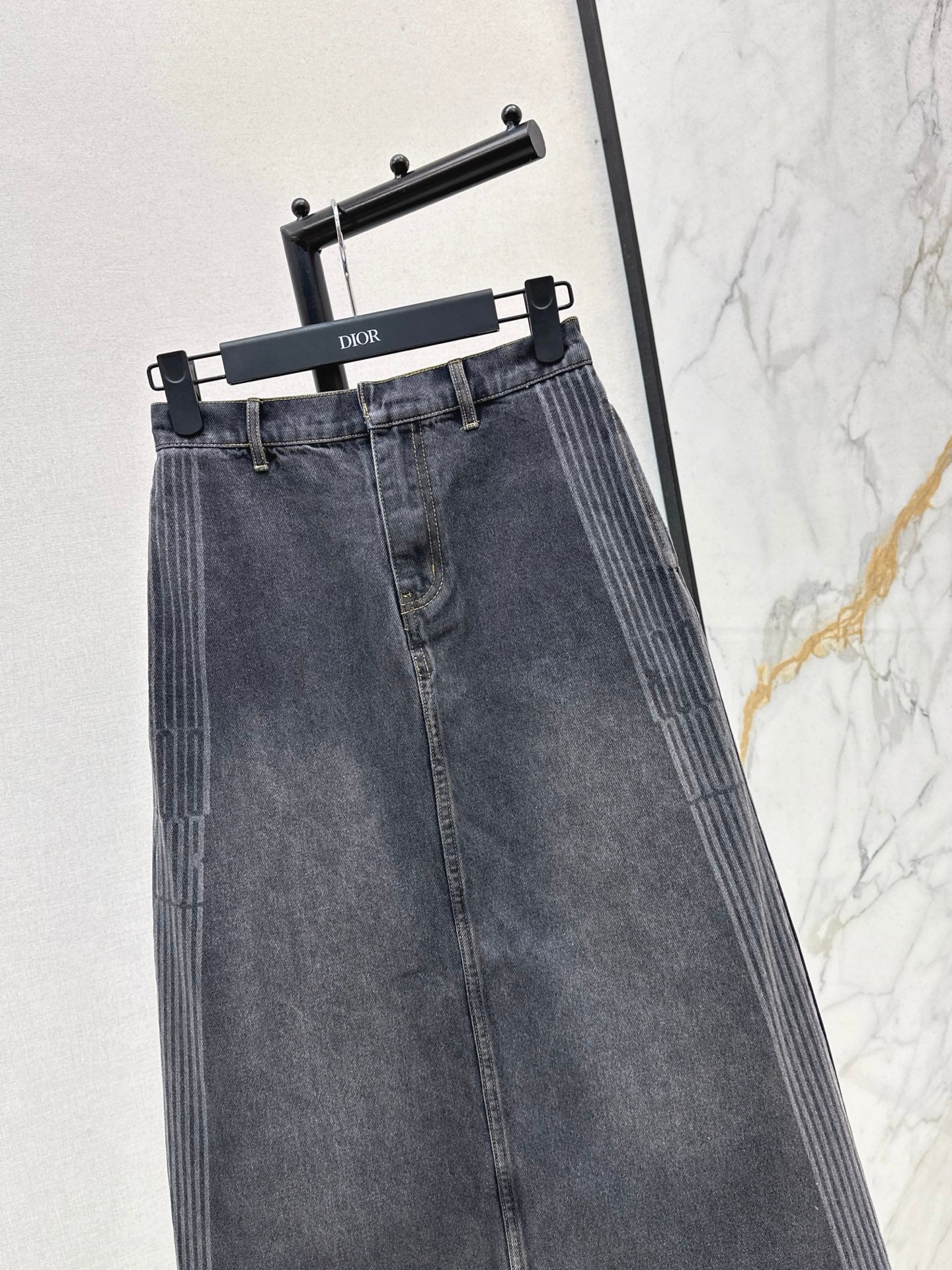 CD 25fw denim skirt