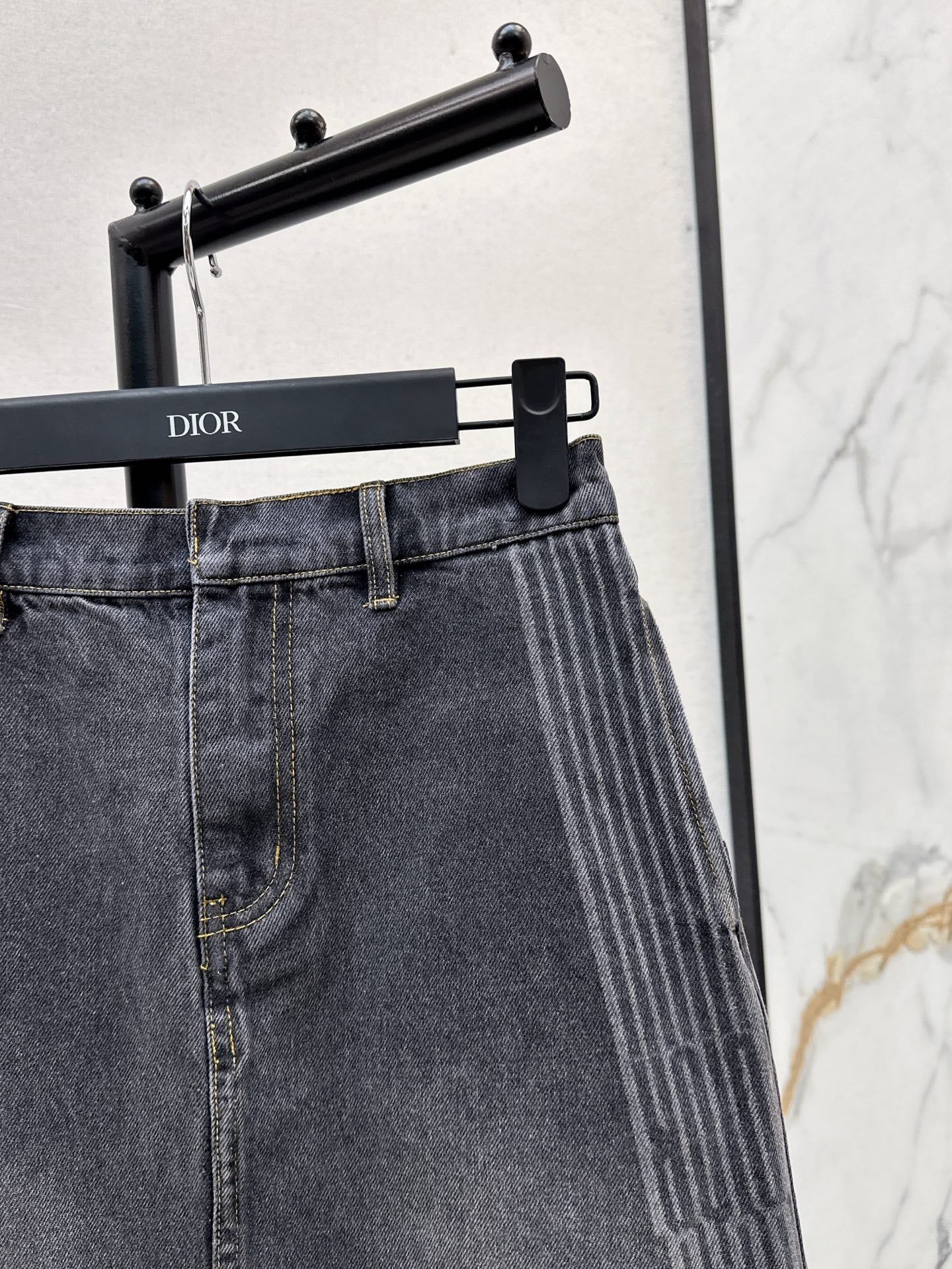 CD 25fw denim skirt