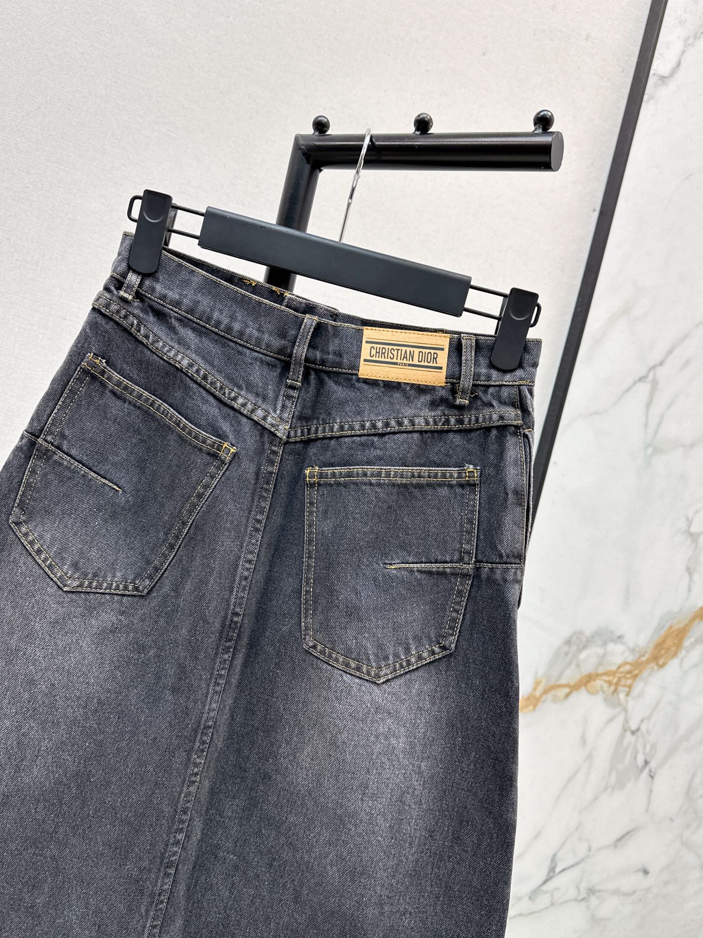 CD 25fw denim skirt