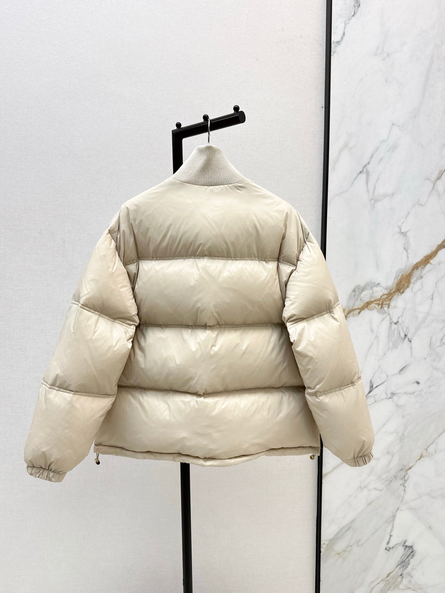Celi 25fw down jacket