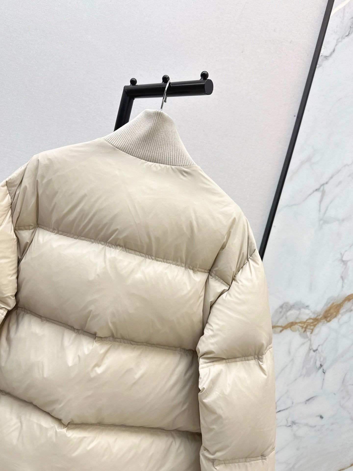 Celi 25fw down jacket