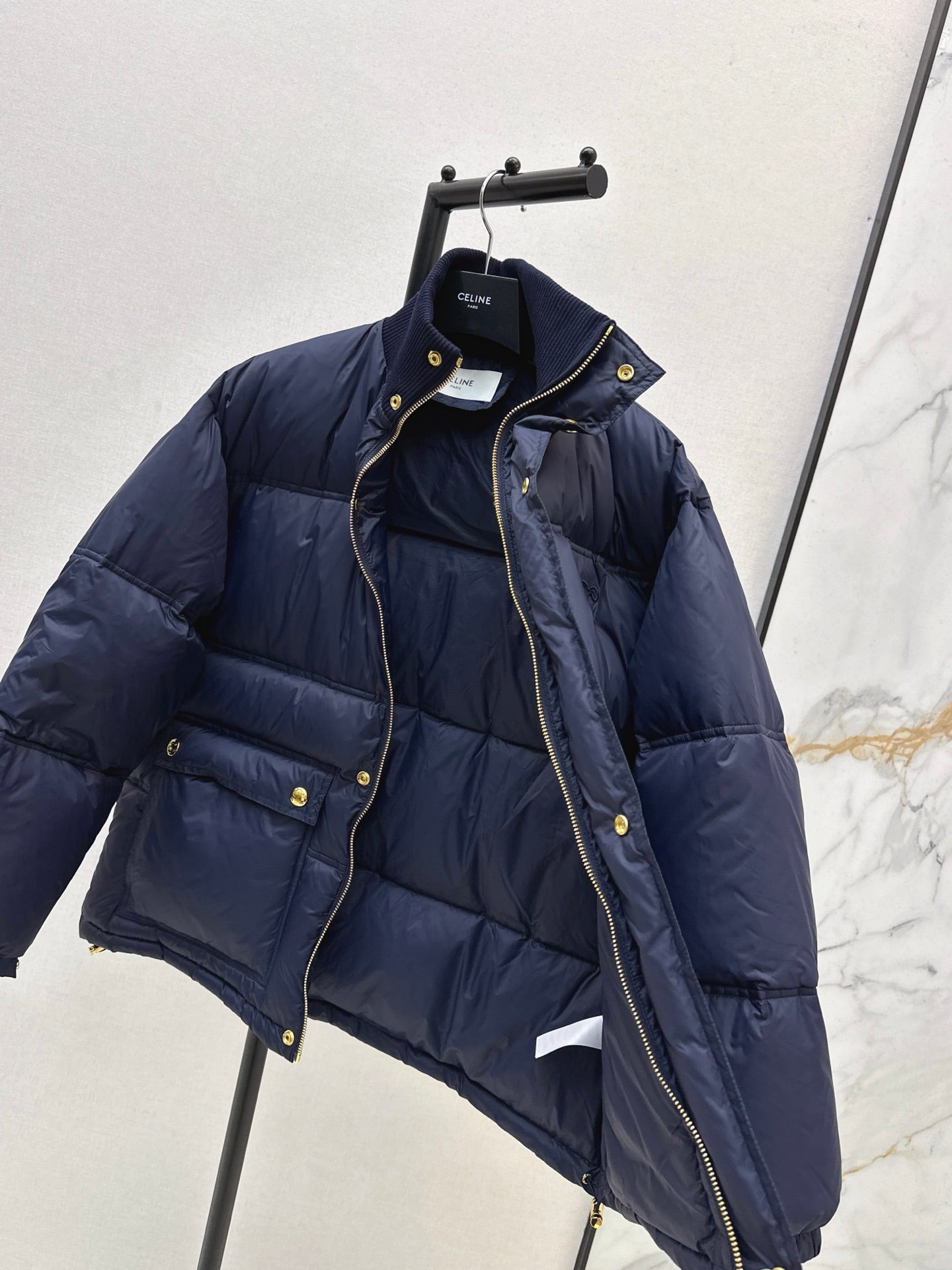 Celi 25fw down jacket