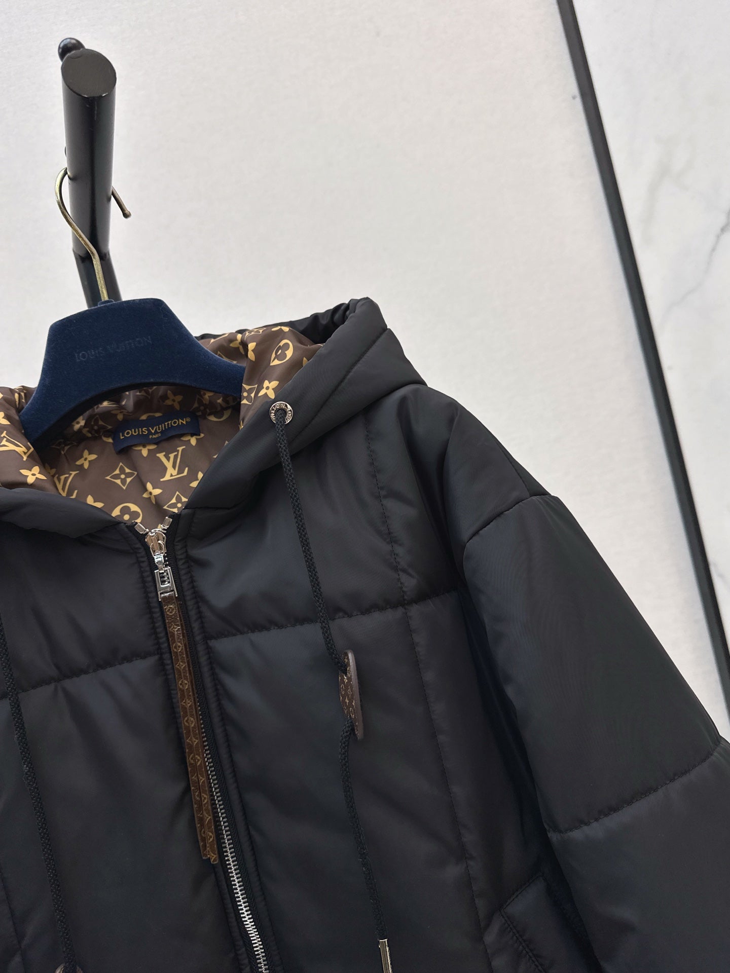 Louis 25fw flight mode jacket