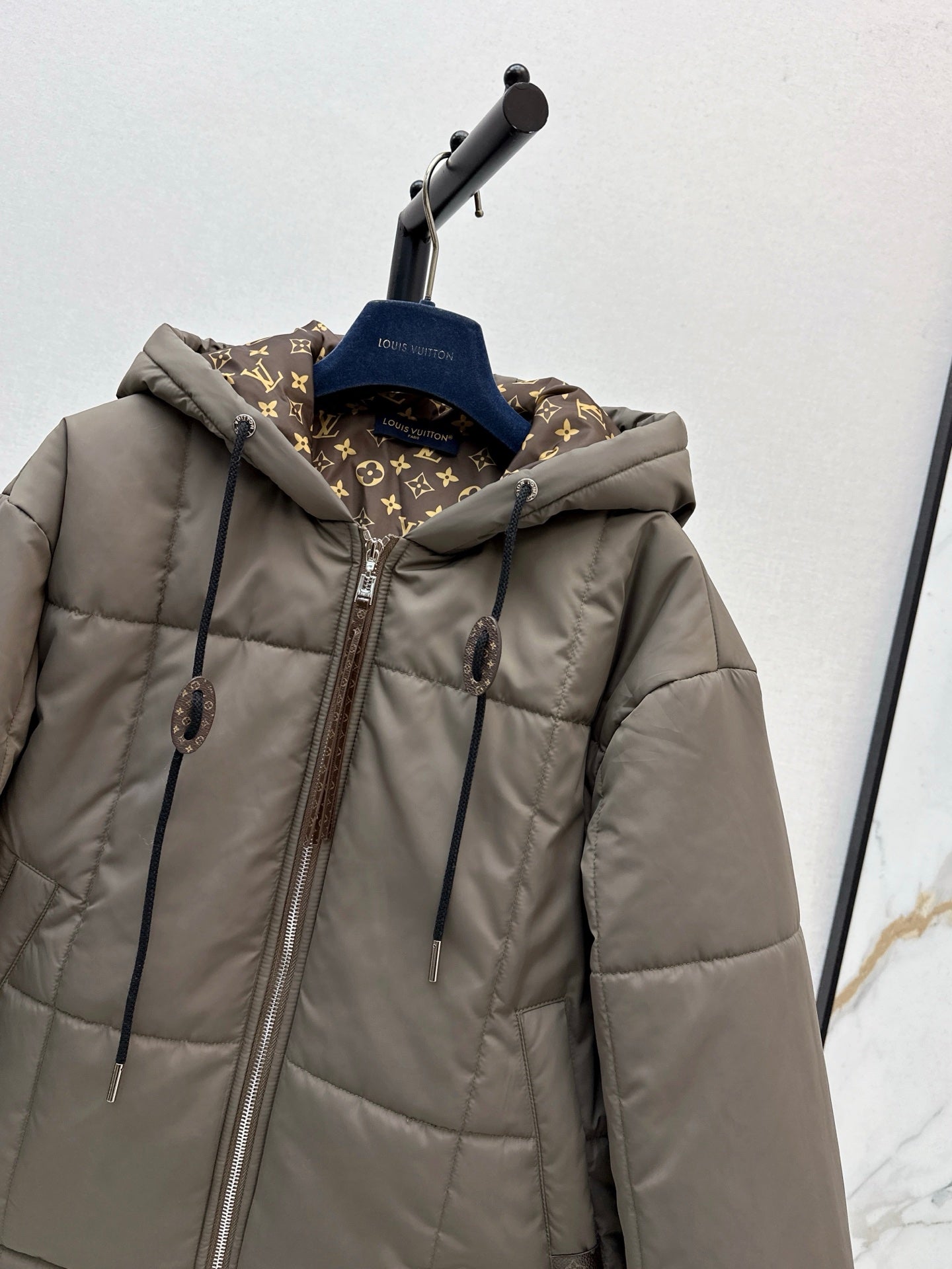 Louis 25fw flight mode jacket