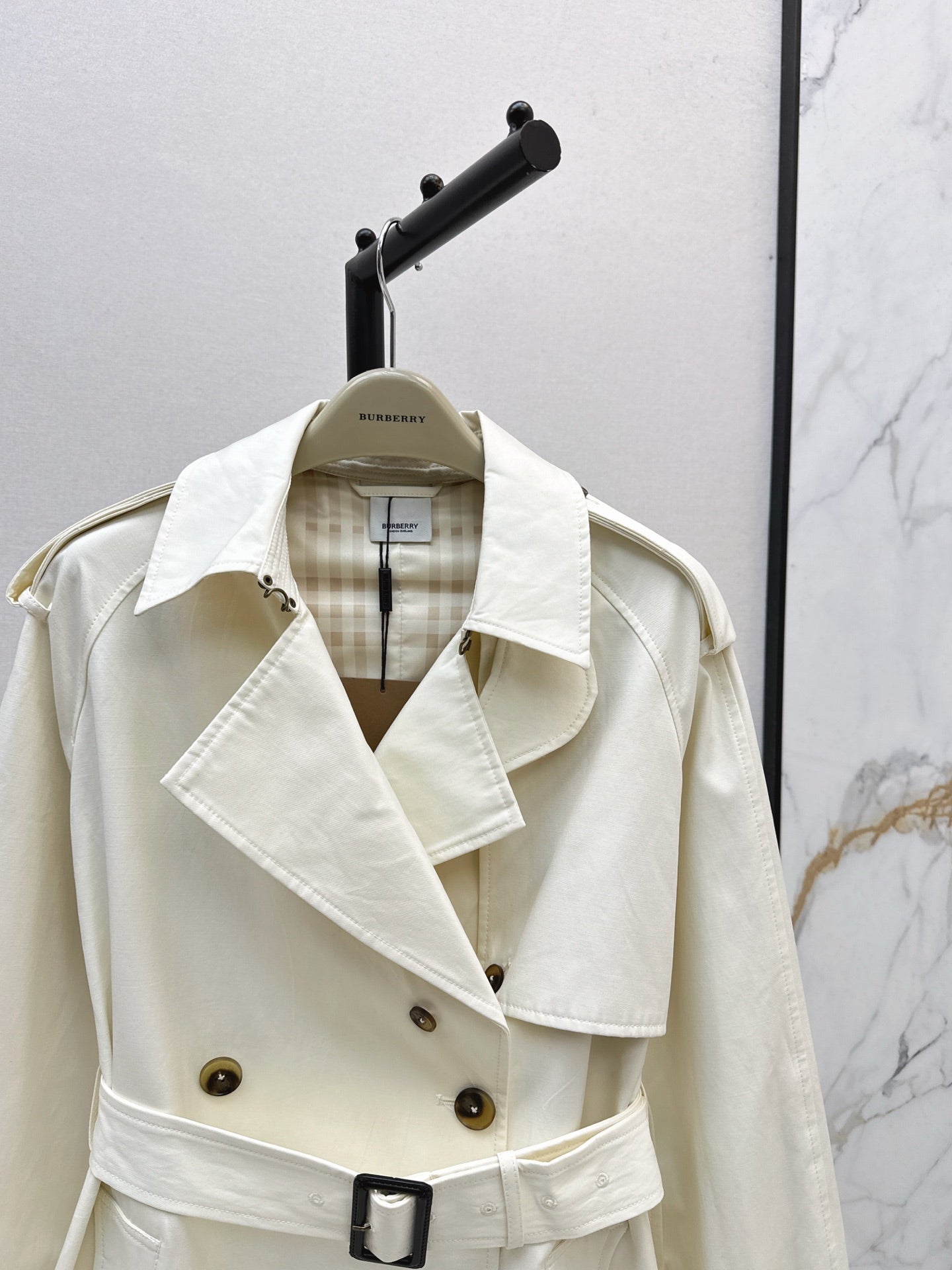 Bur 25fw trench coat