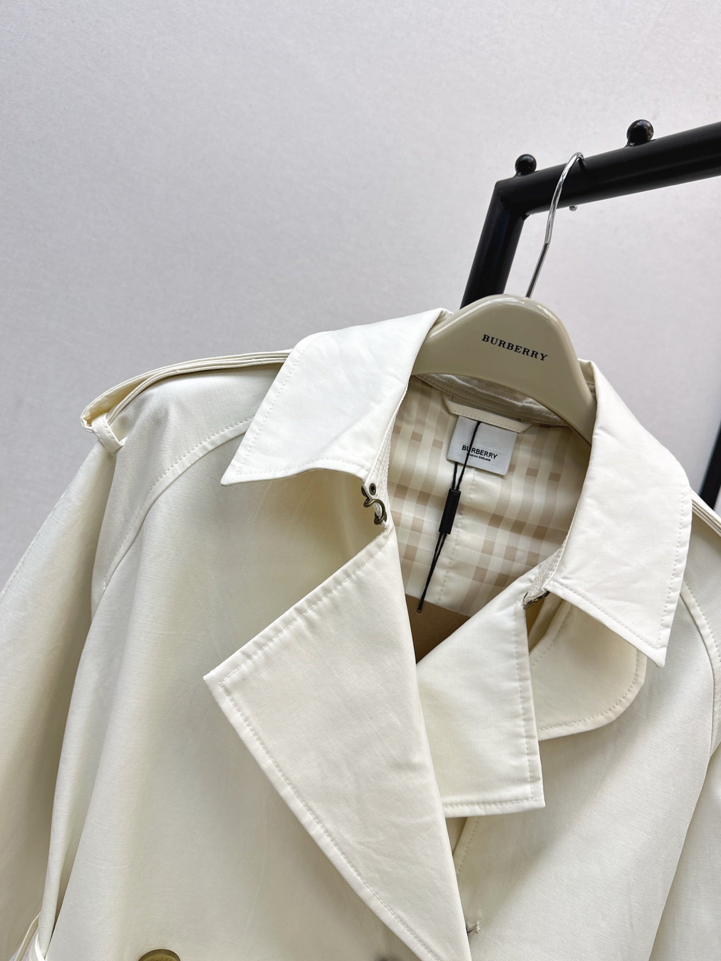 Bur 25fw trench coat