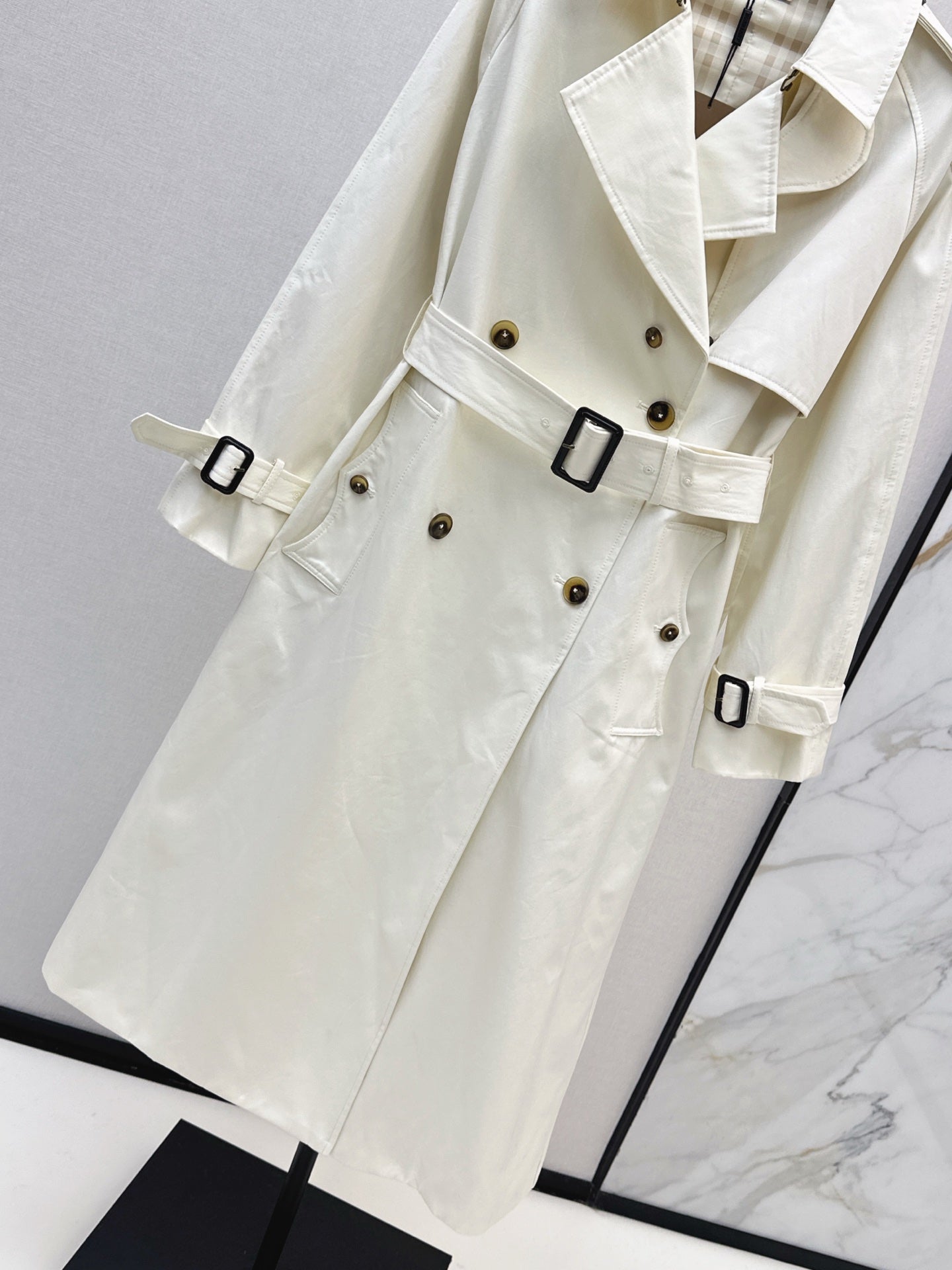 Bur 25fw trench coat