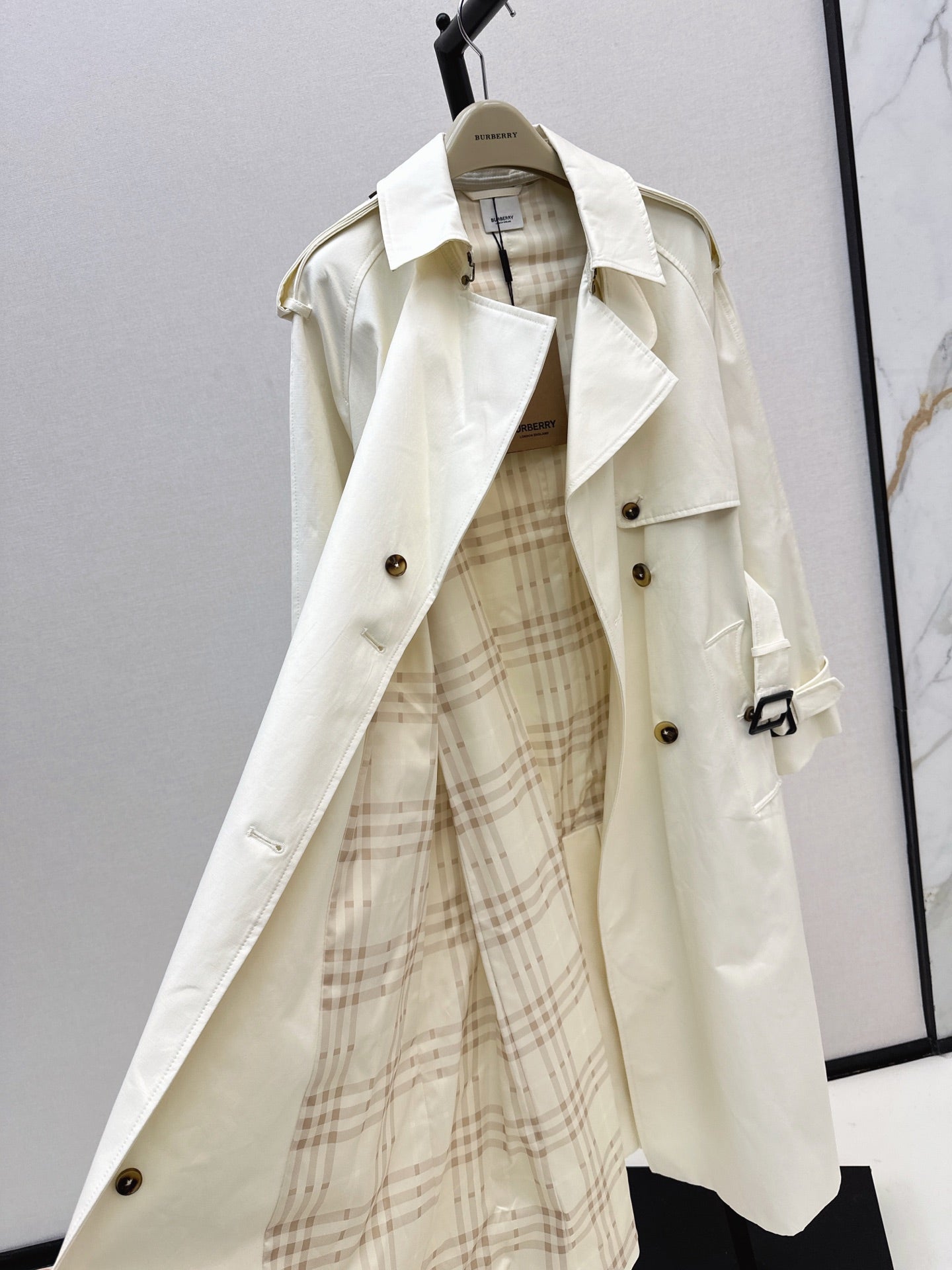 Bur 25fw trench coat