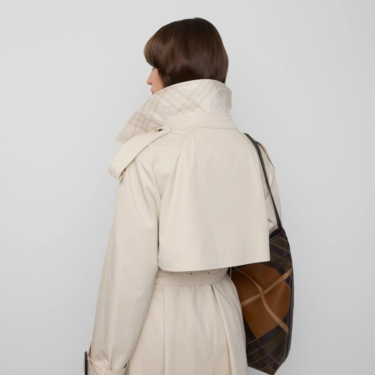 Bur 25fw trench coat
