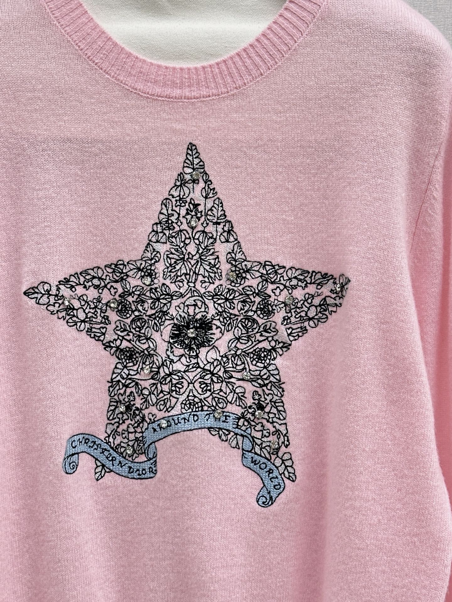 CD 25fw embroidered sweater