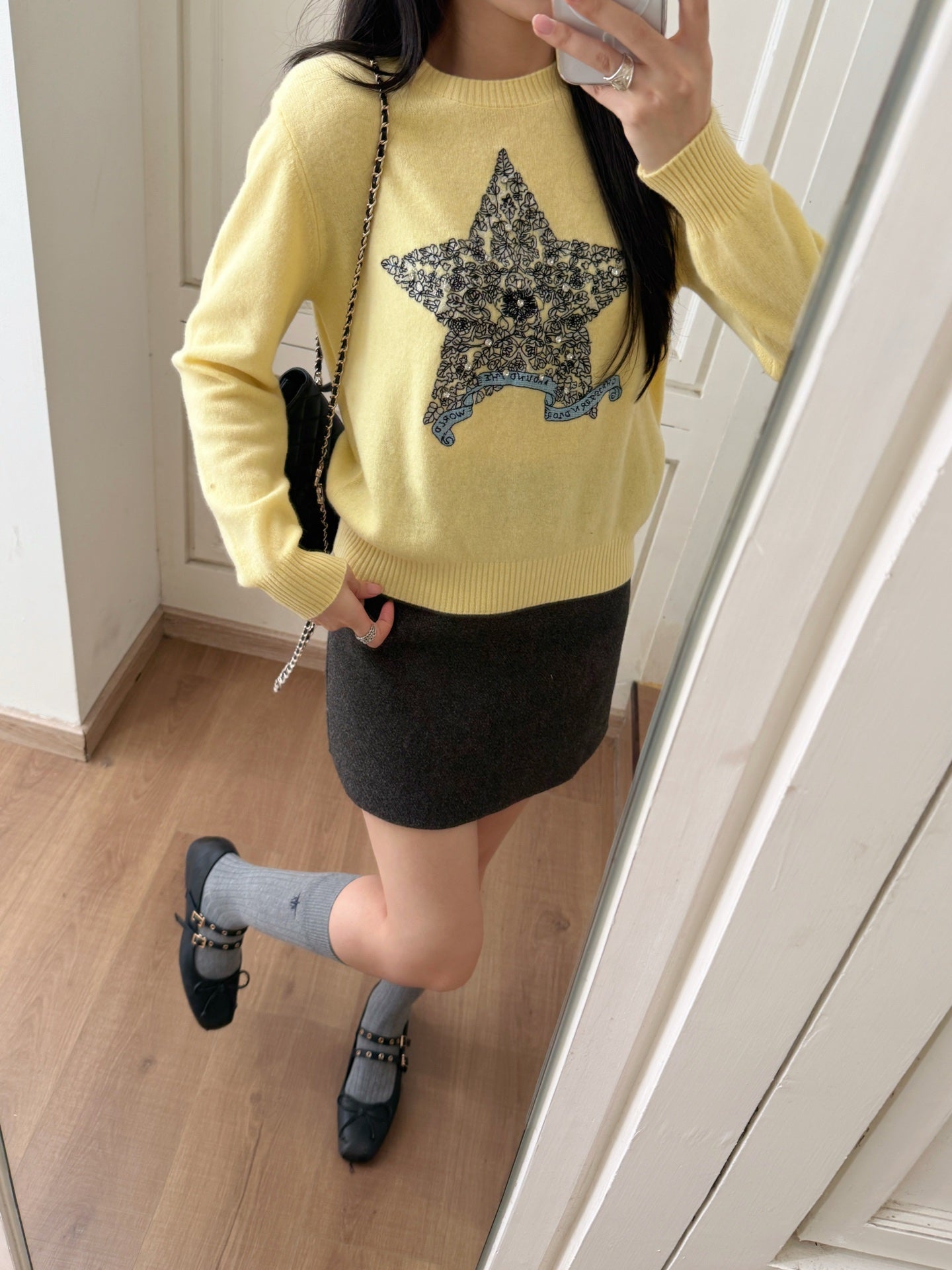 CD 25fw embroidered sweater