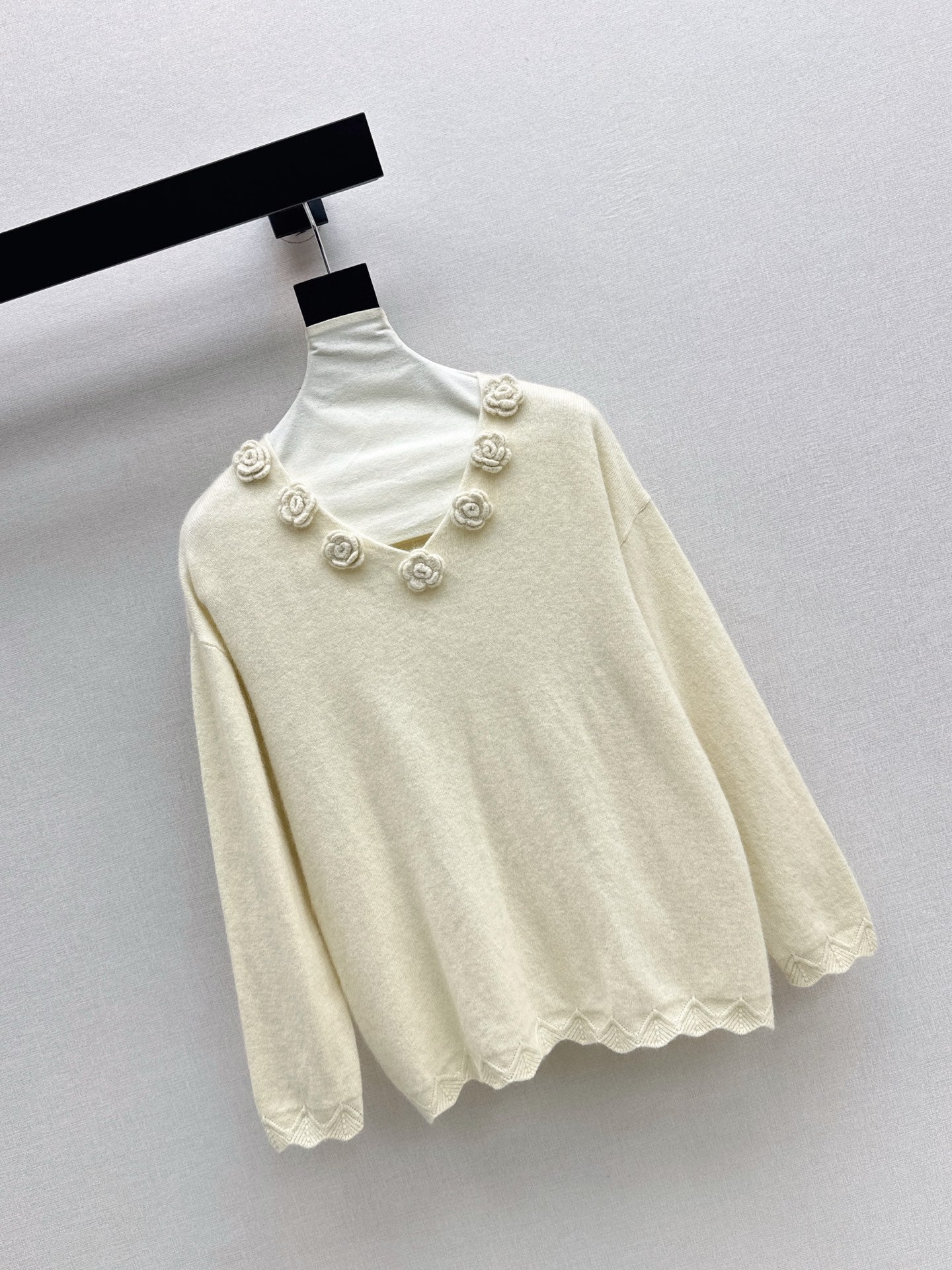 Chan 25fw knitted sweater