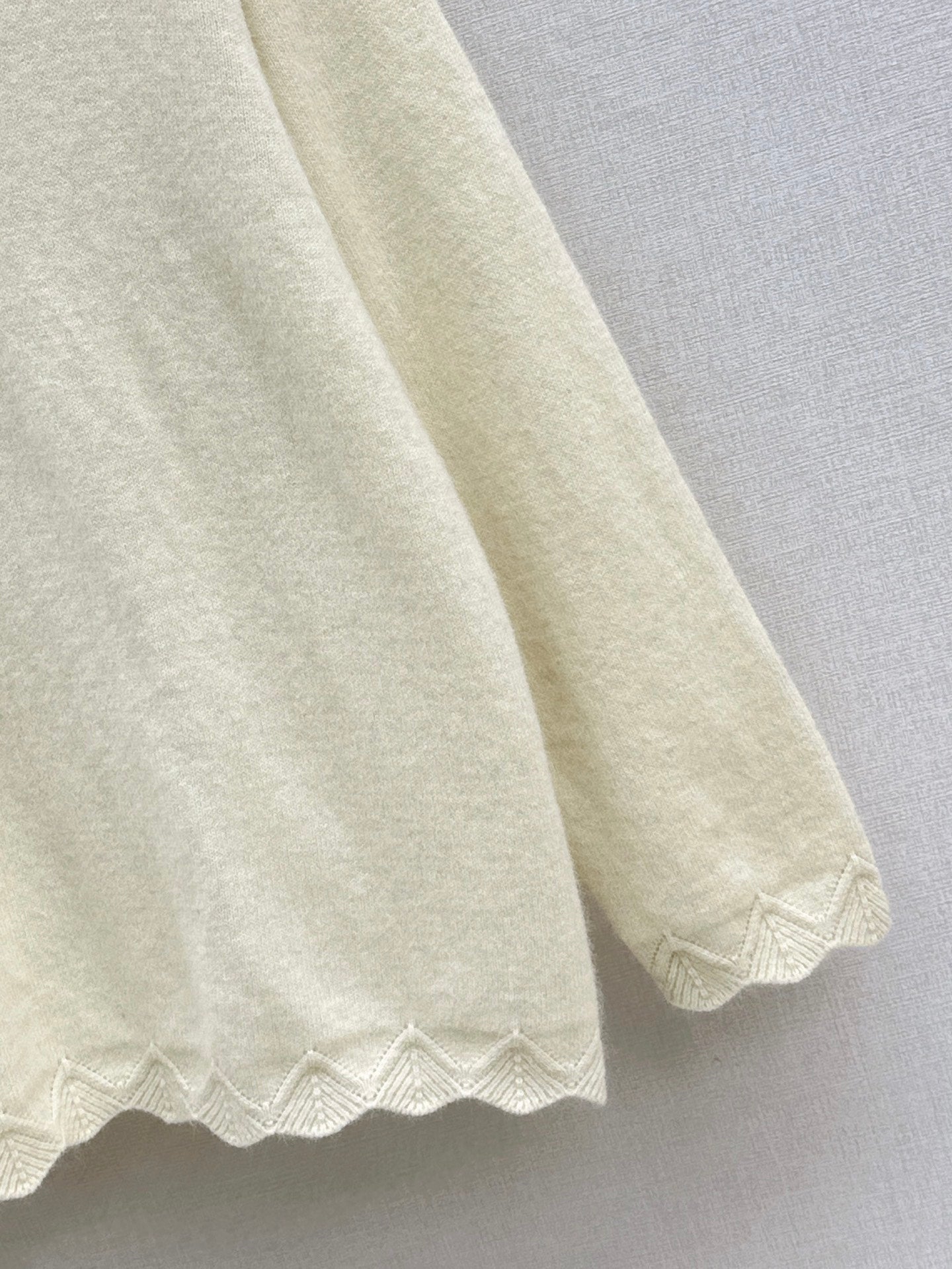 Chan 25fw knitted sweater
