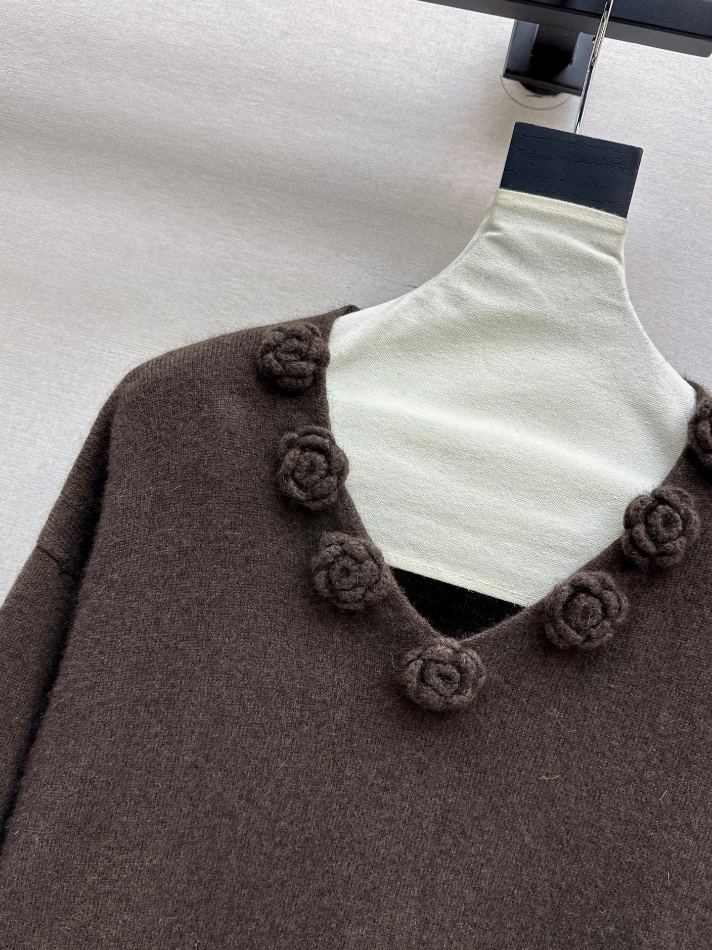 Chan 25fw knitted sweater