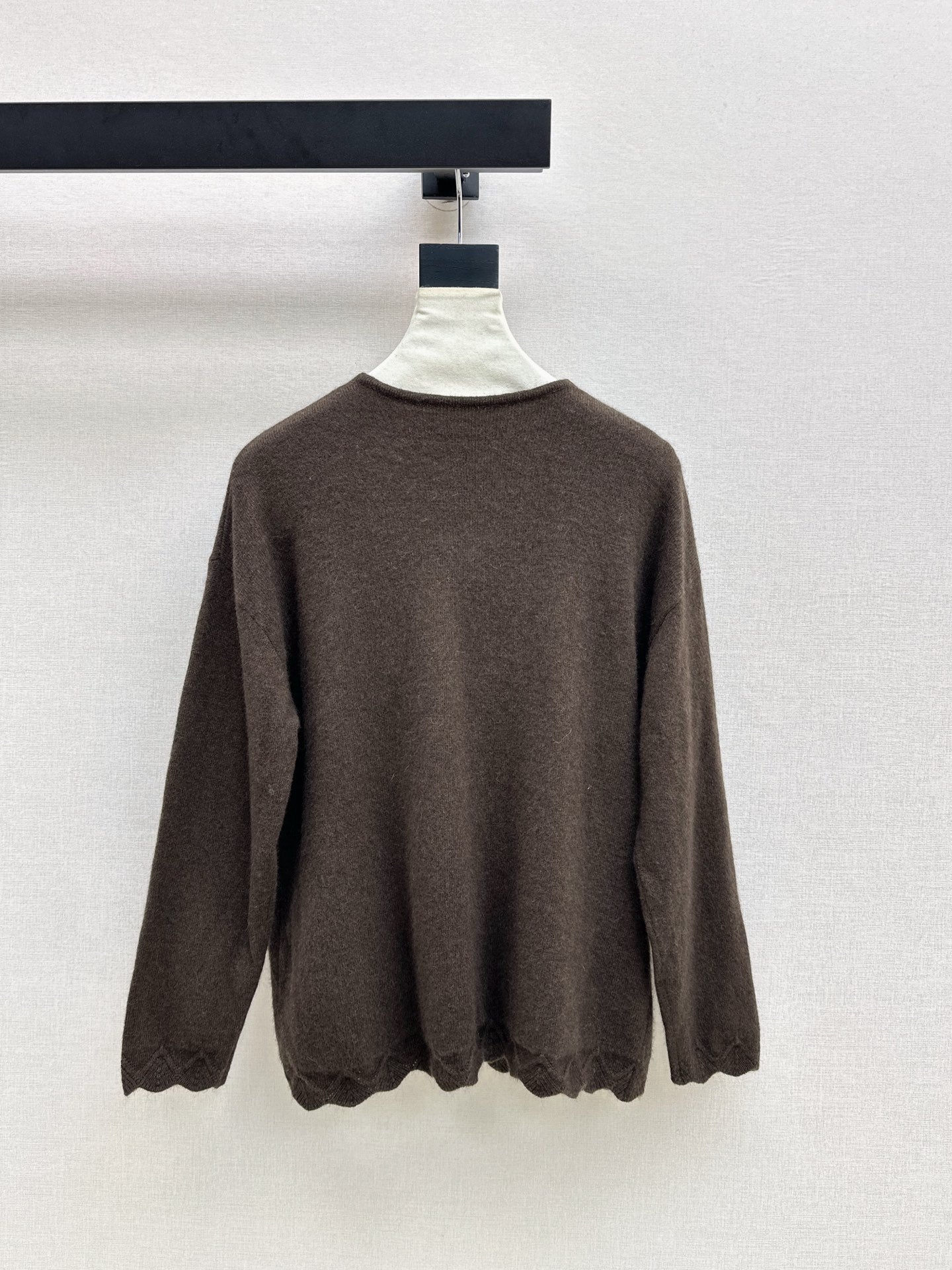 Chan 25fw knitted sweater