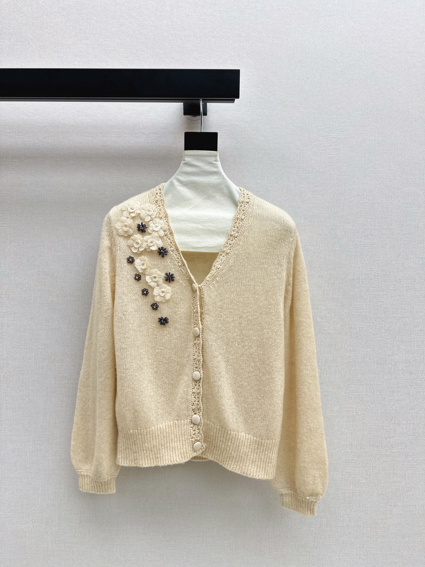 Chan 25fw knitted cardigan