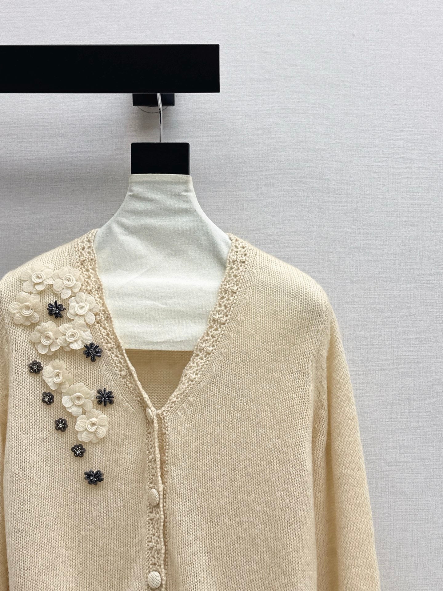 Chan 25fw knitted cardigan