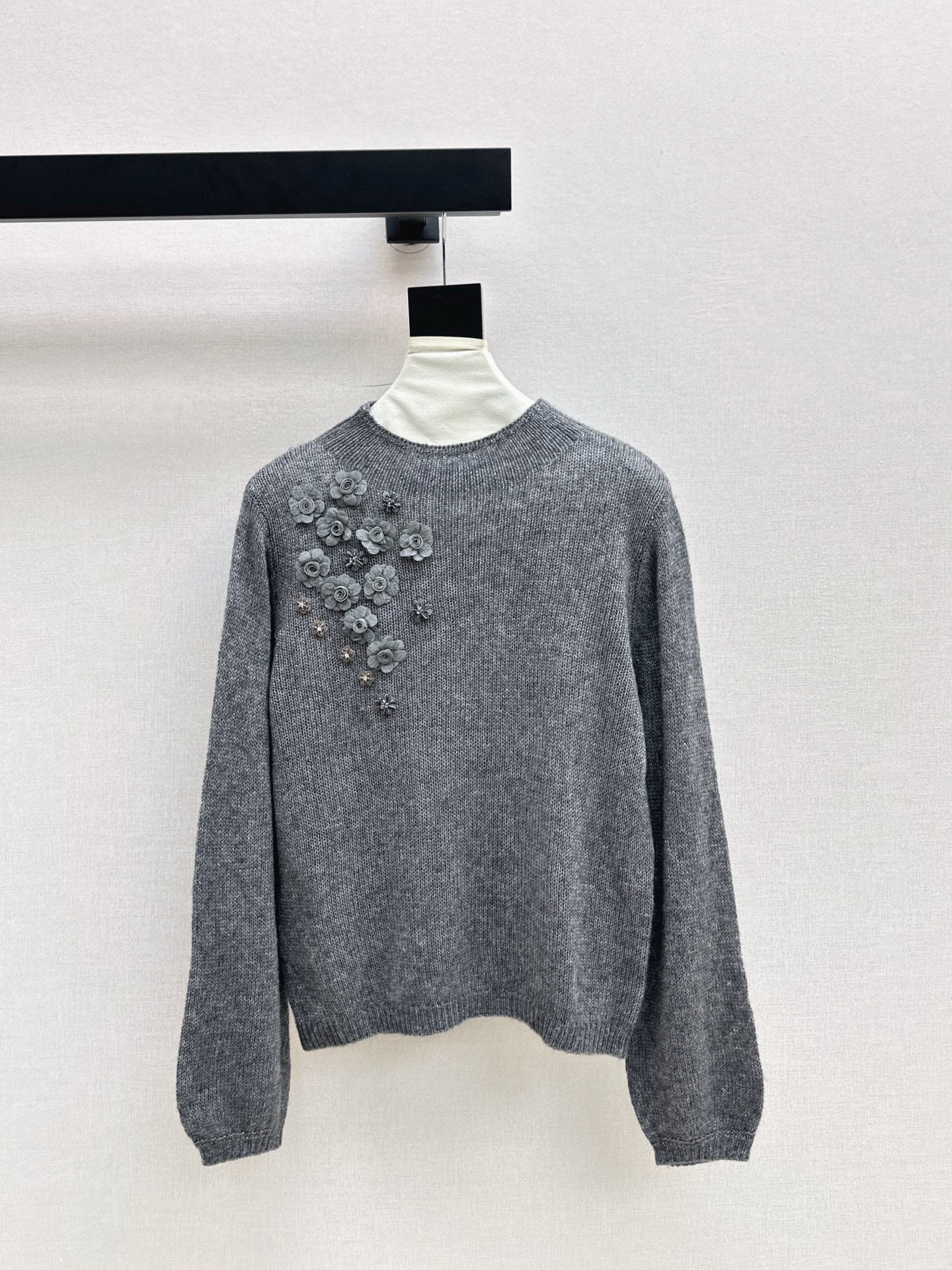 Chan 25fw knitted sweater