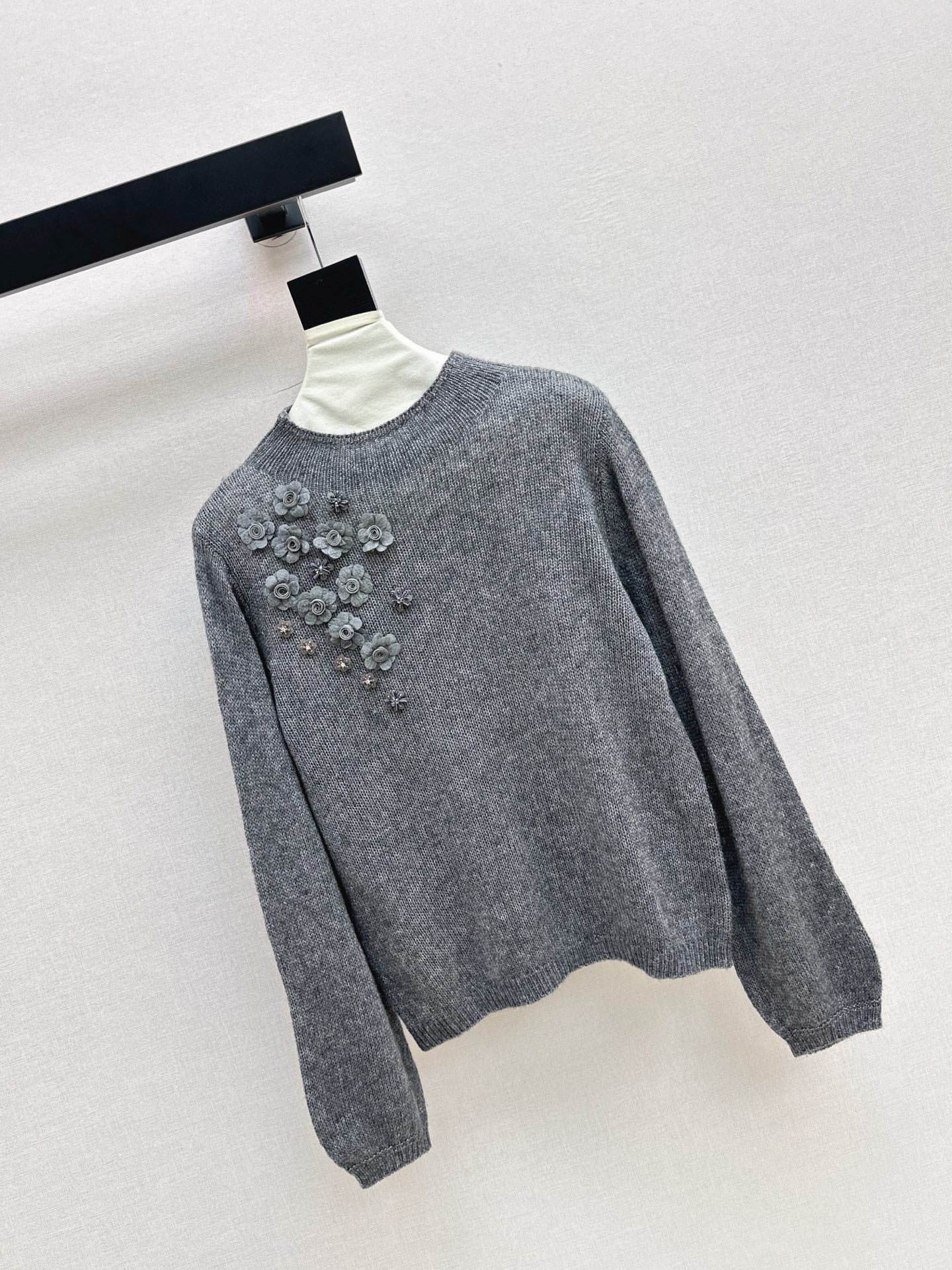 Chan 25fw knitted sweater
