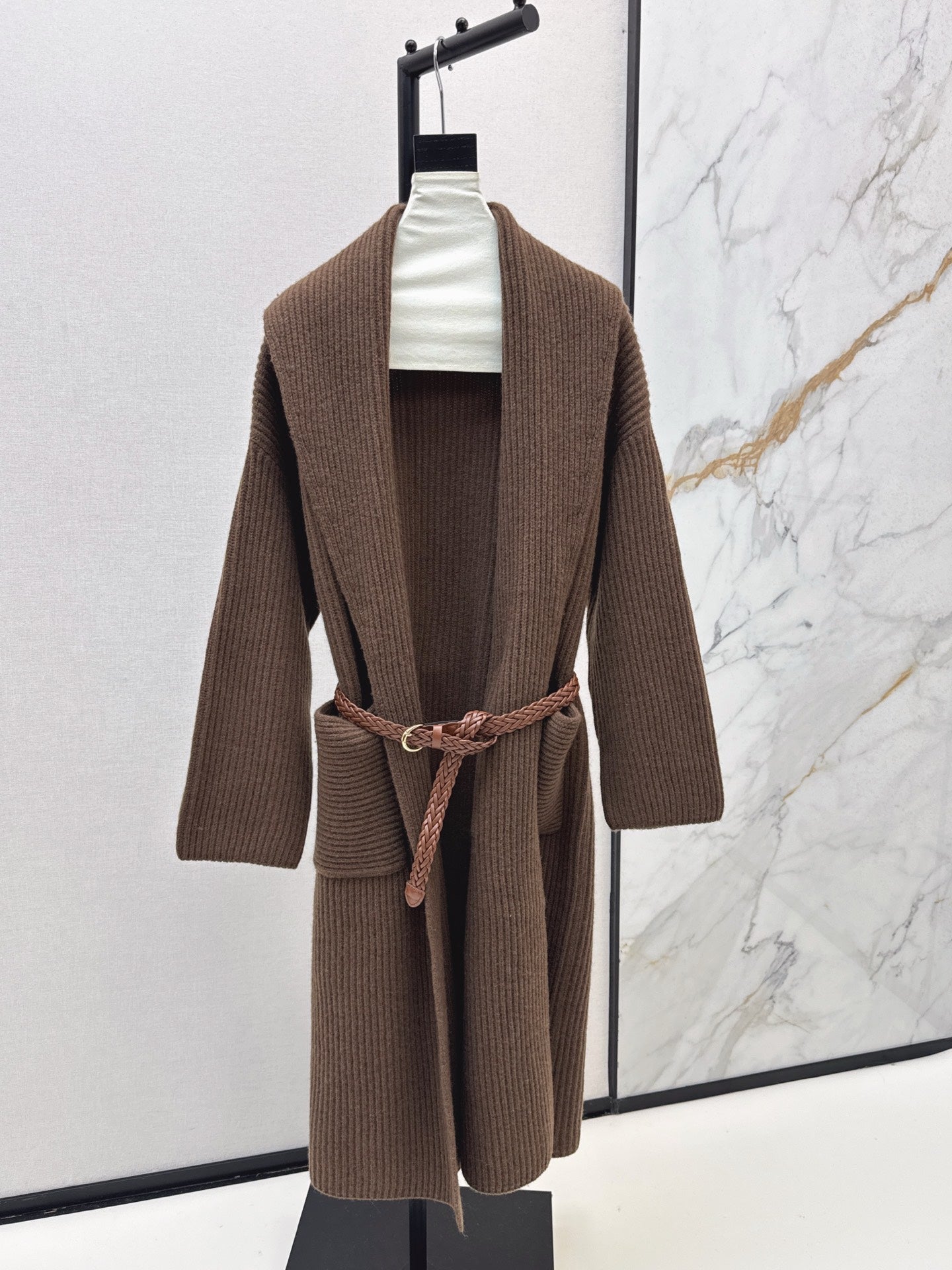 Brune 25fw knitted coat