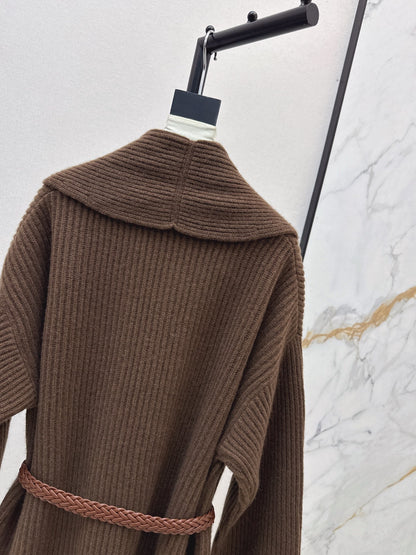Brune 25fw knitted coat