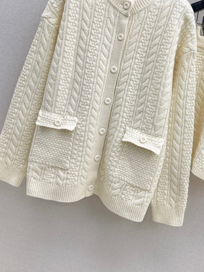 Loro 25fw cardigan short set