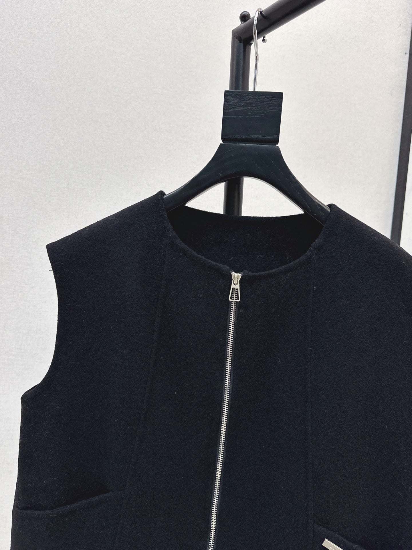 Max 25fw woolen vest