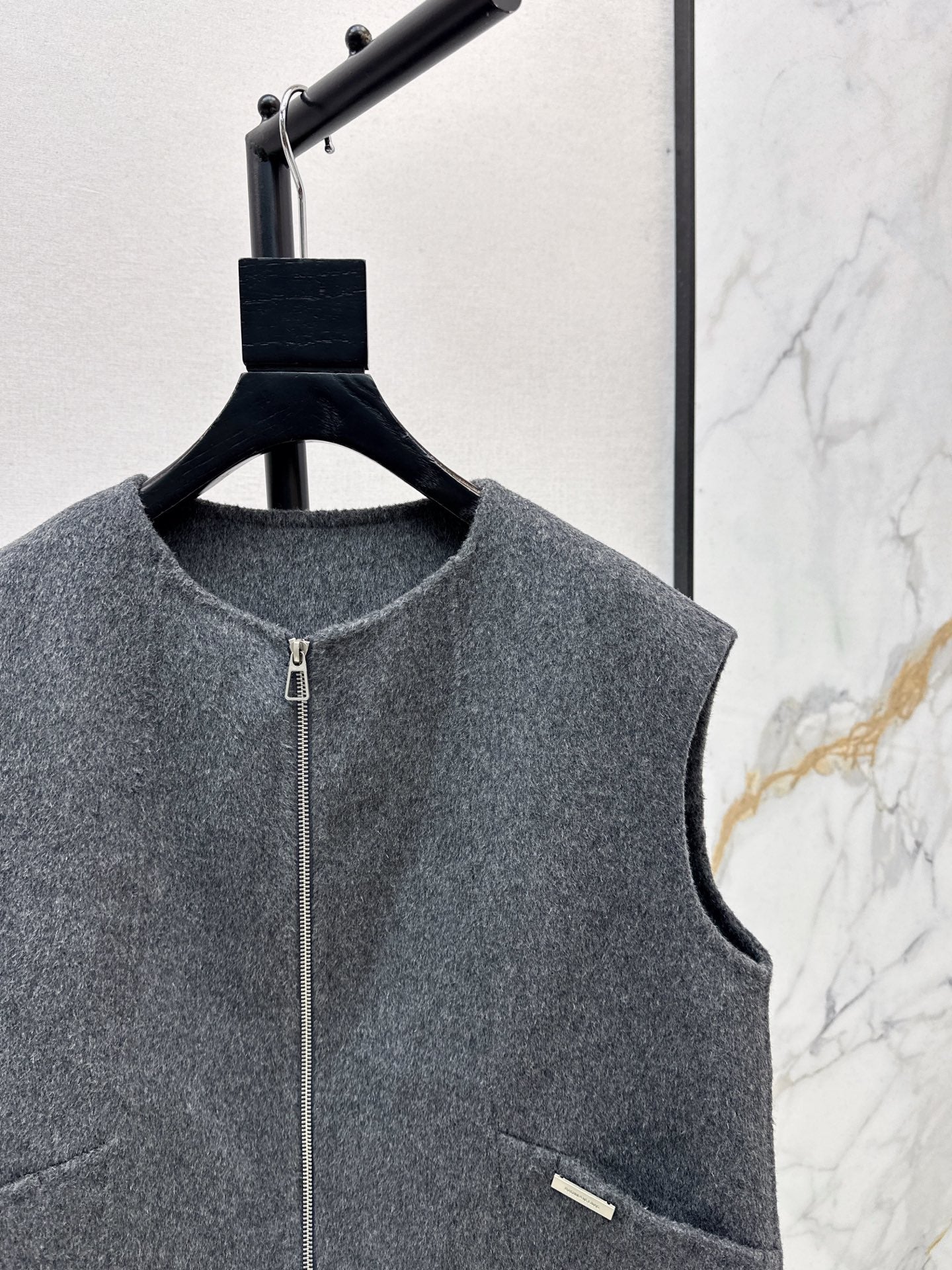 Max 25fw woolen vest