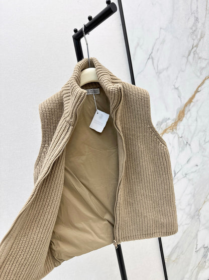 Loro 25fw down vest