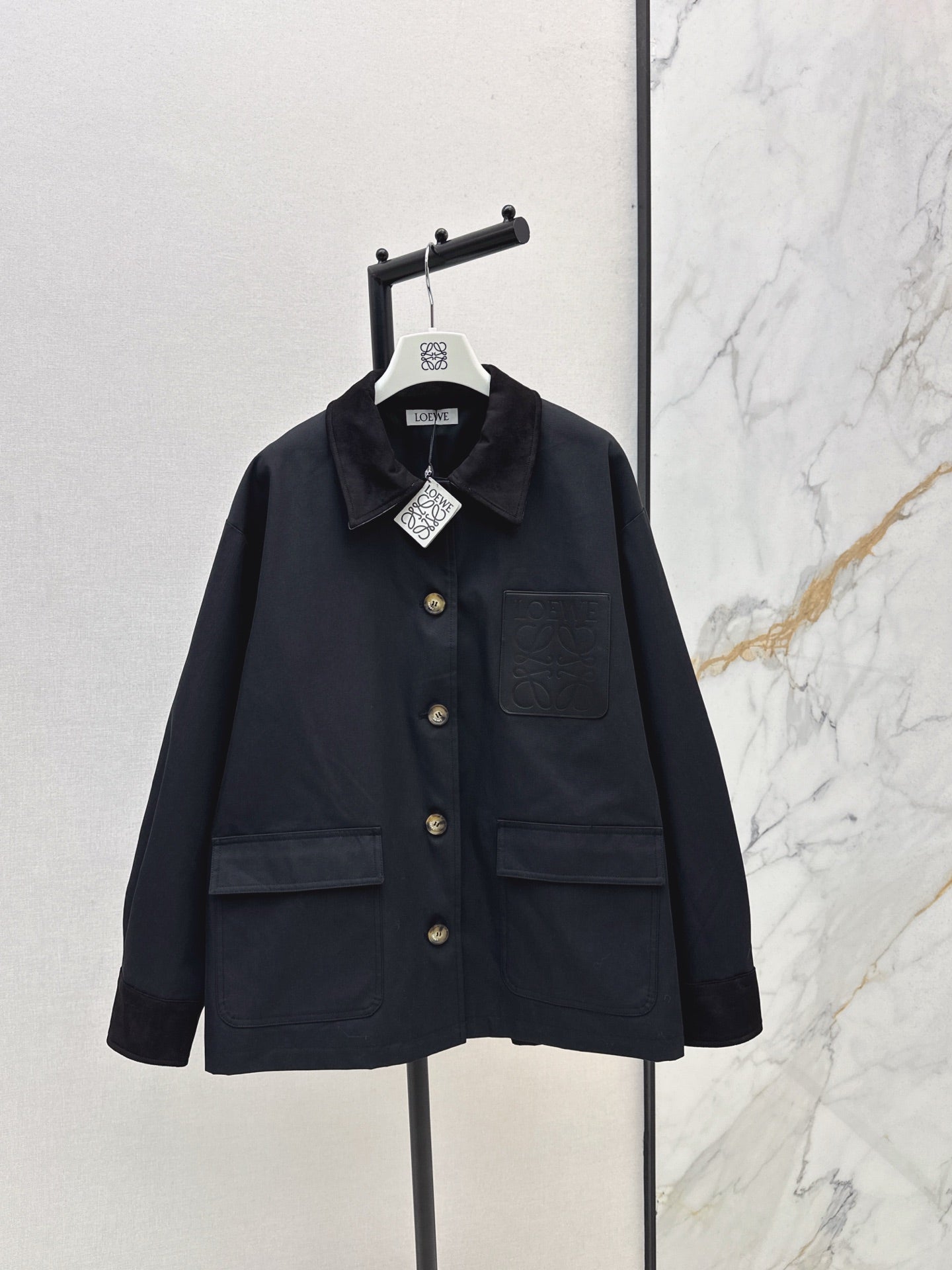 Loe 25fw jacket