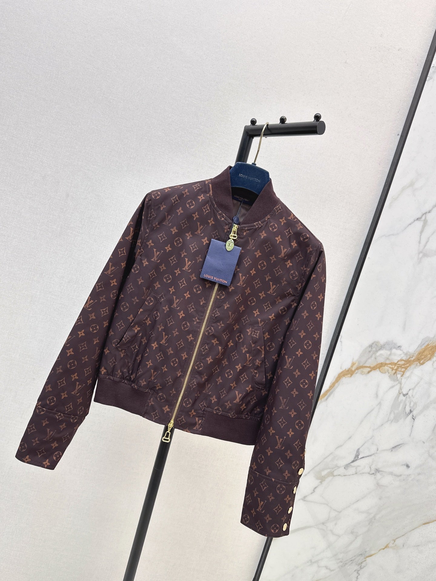 Loui 25fw jacket