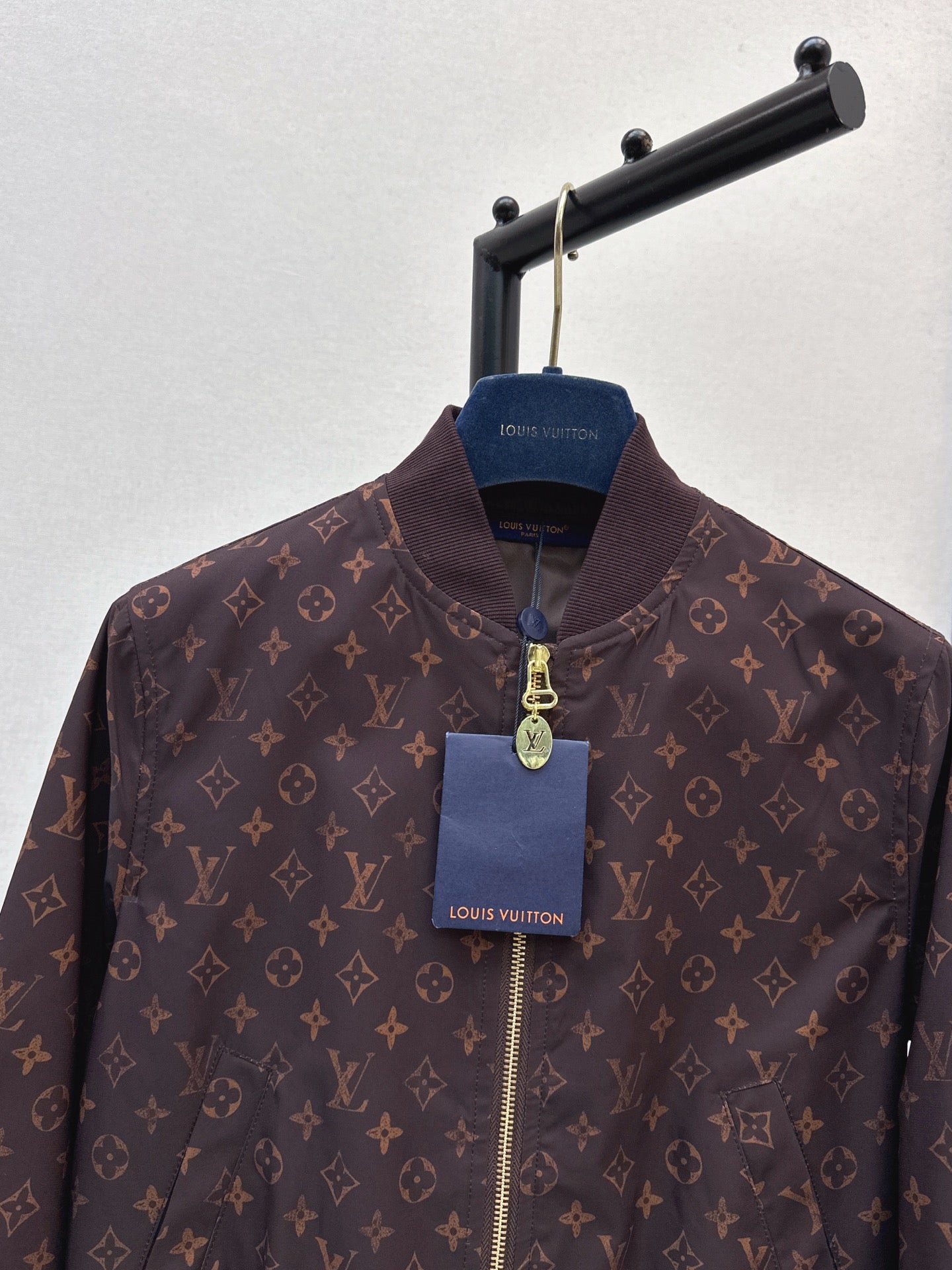Loui 25fw jacket