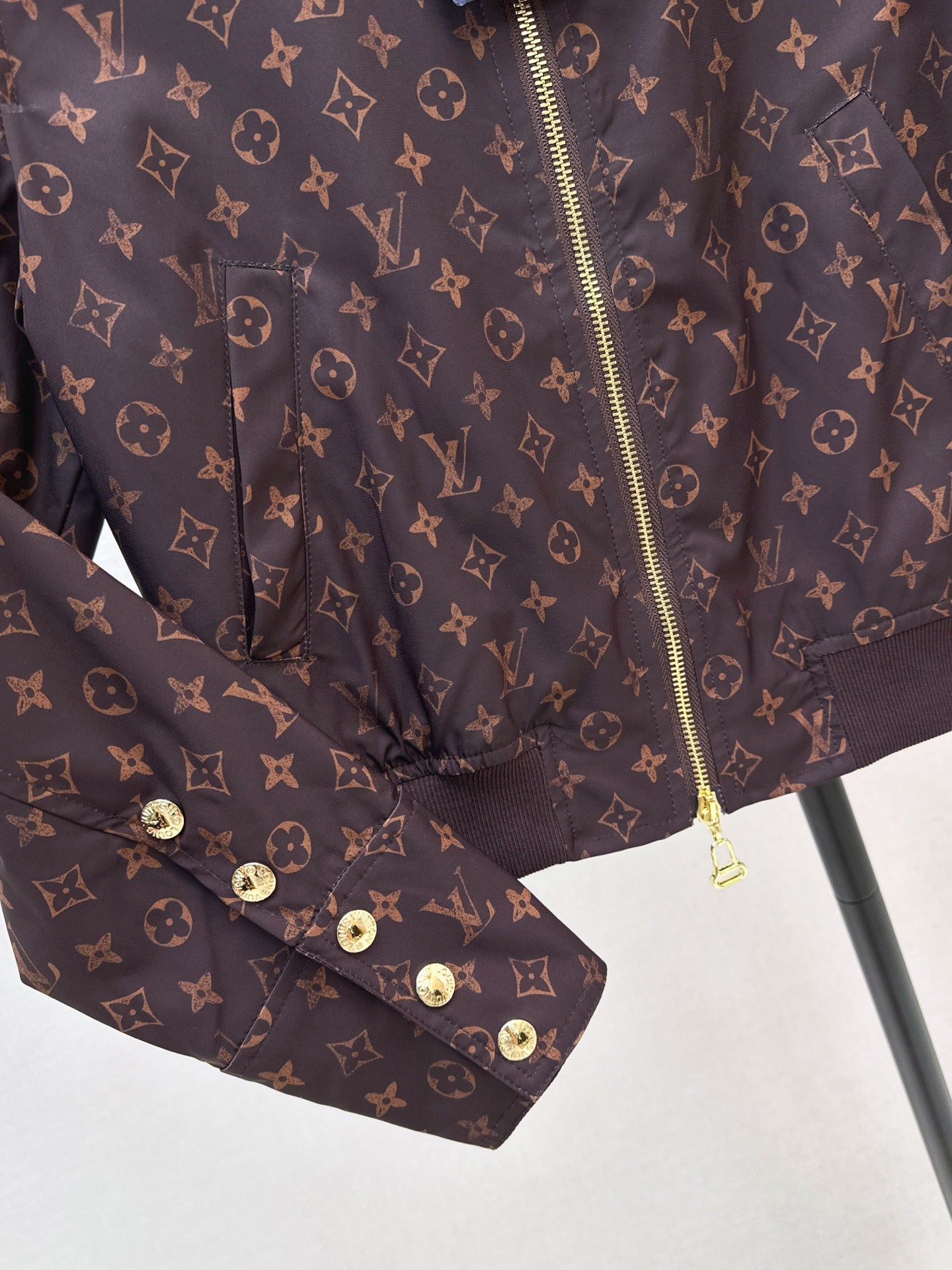Loui 25fw jacket