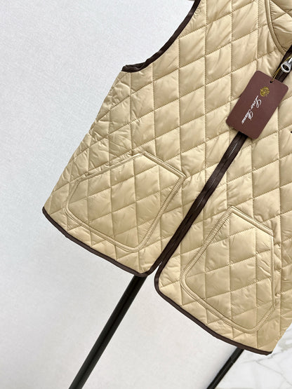 Loro 25fw padded vest