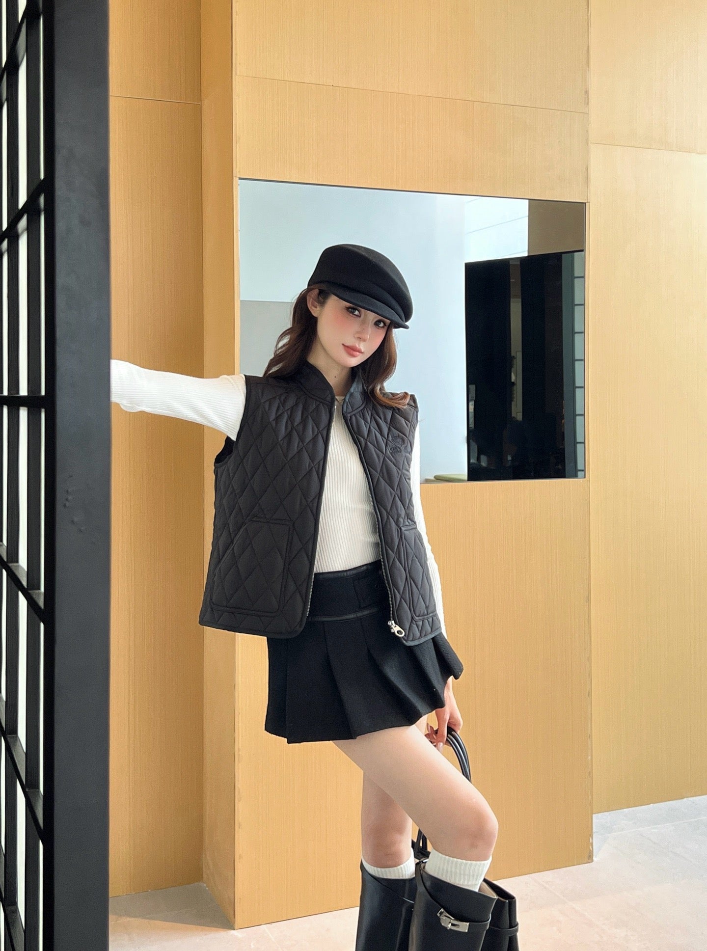 Loro 25fw padded vest