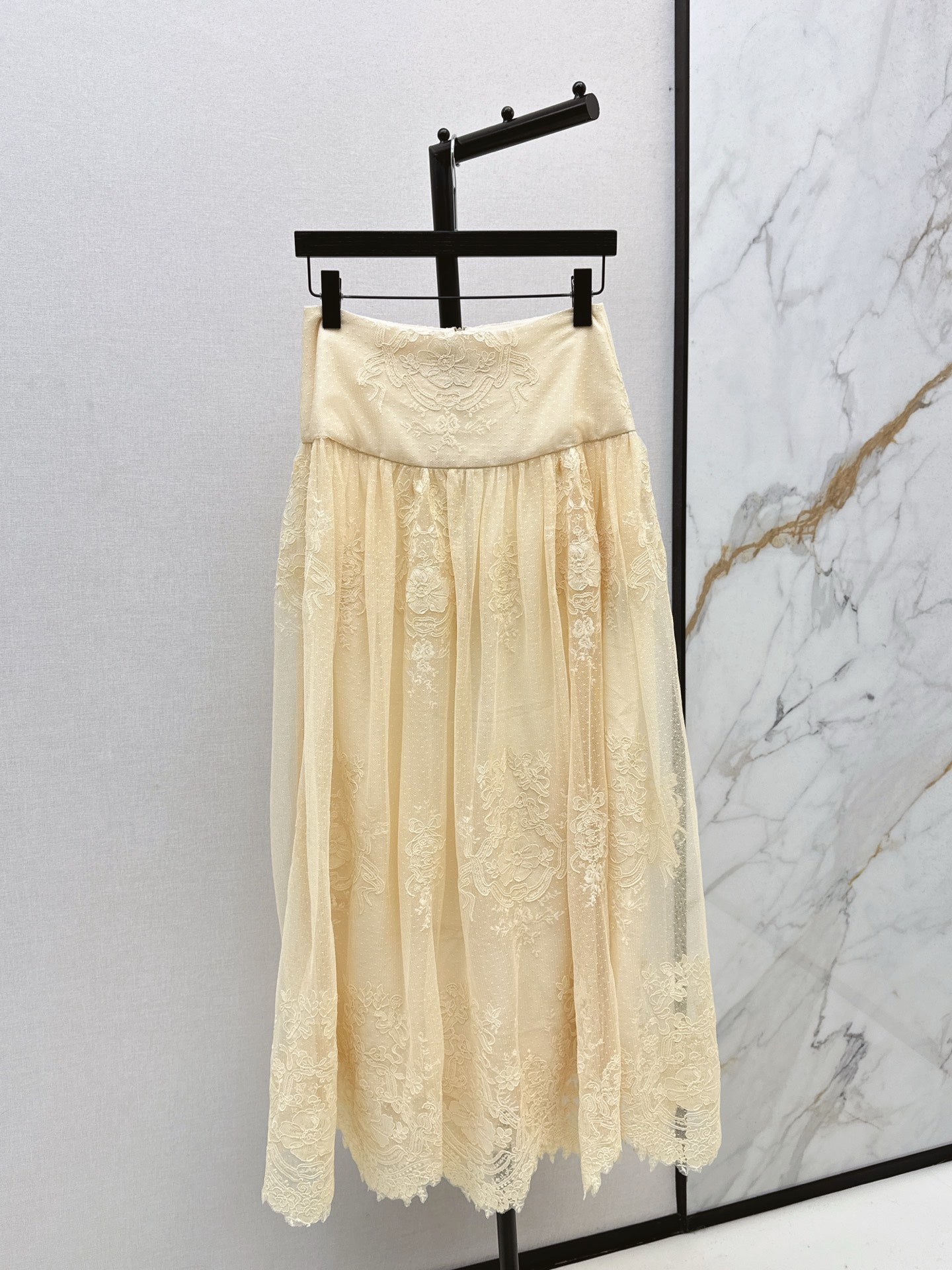 Zimm 25ss lace skirt