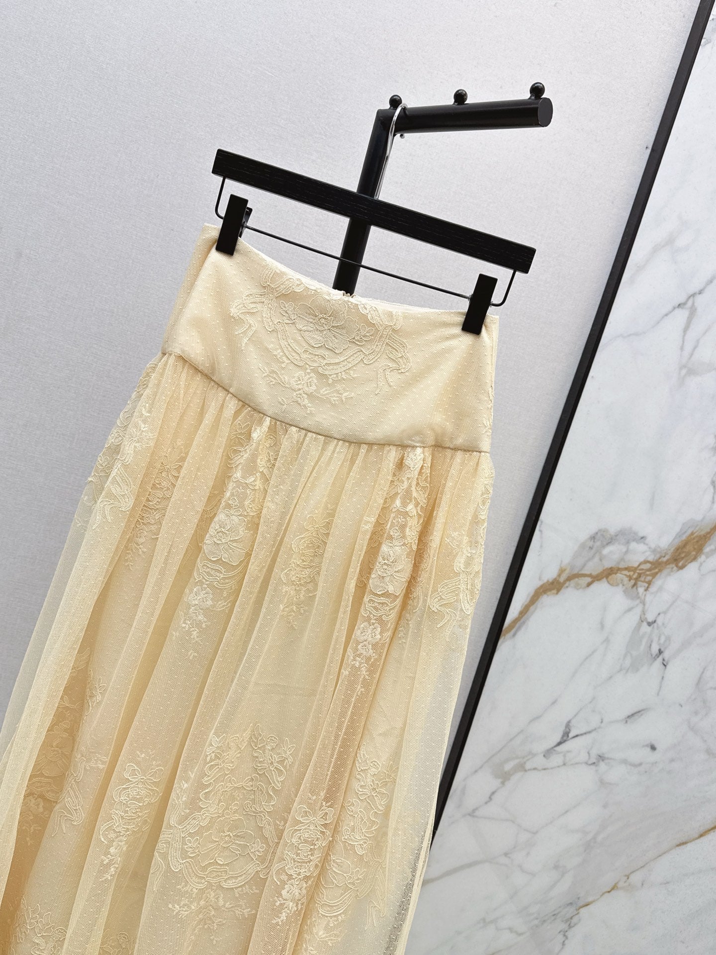 Zimm 25ss lace skirt