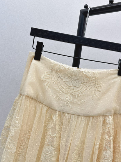 Zimm 25ss lace skirt