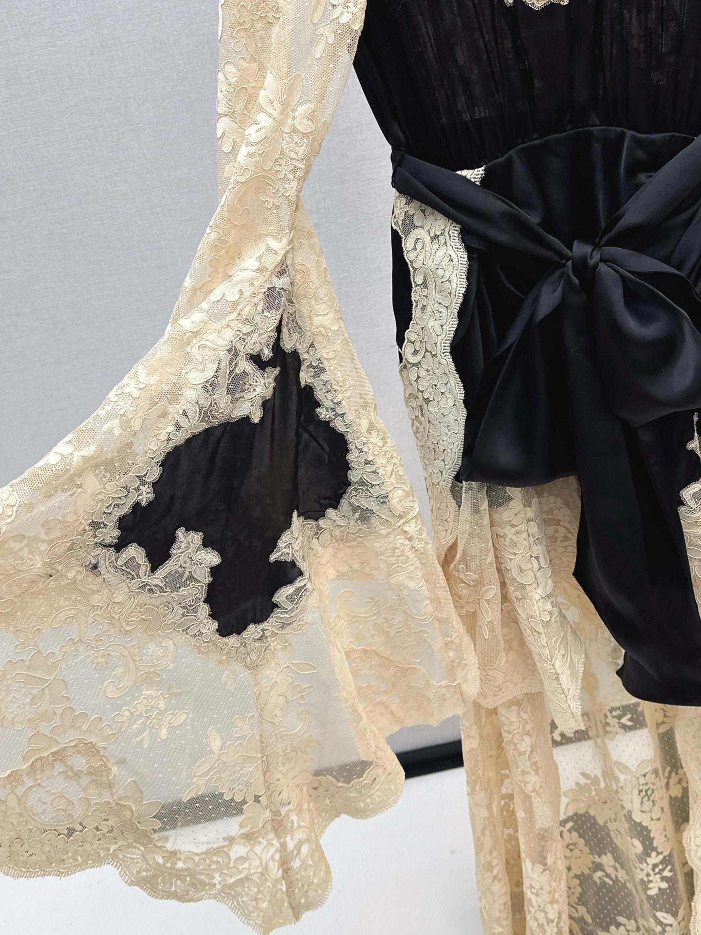 Zimm 25fw lace dress