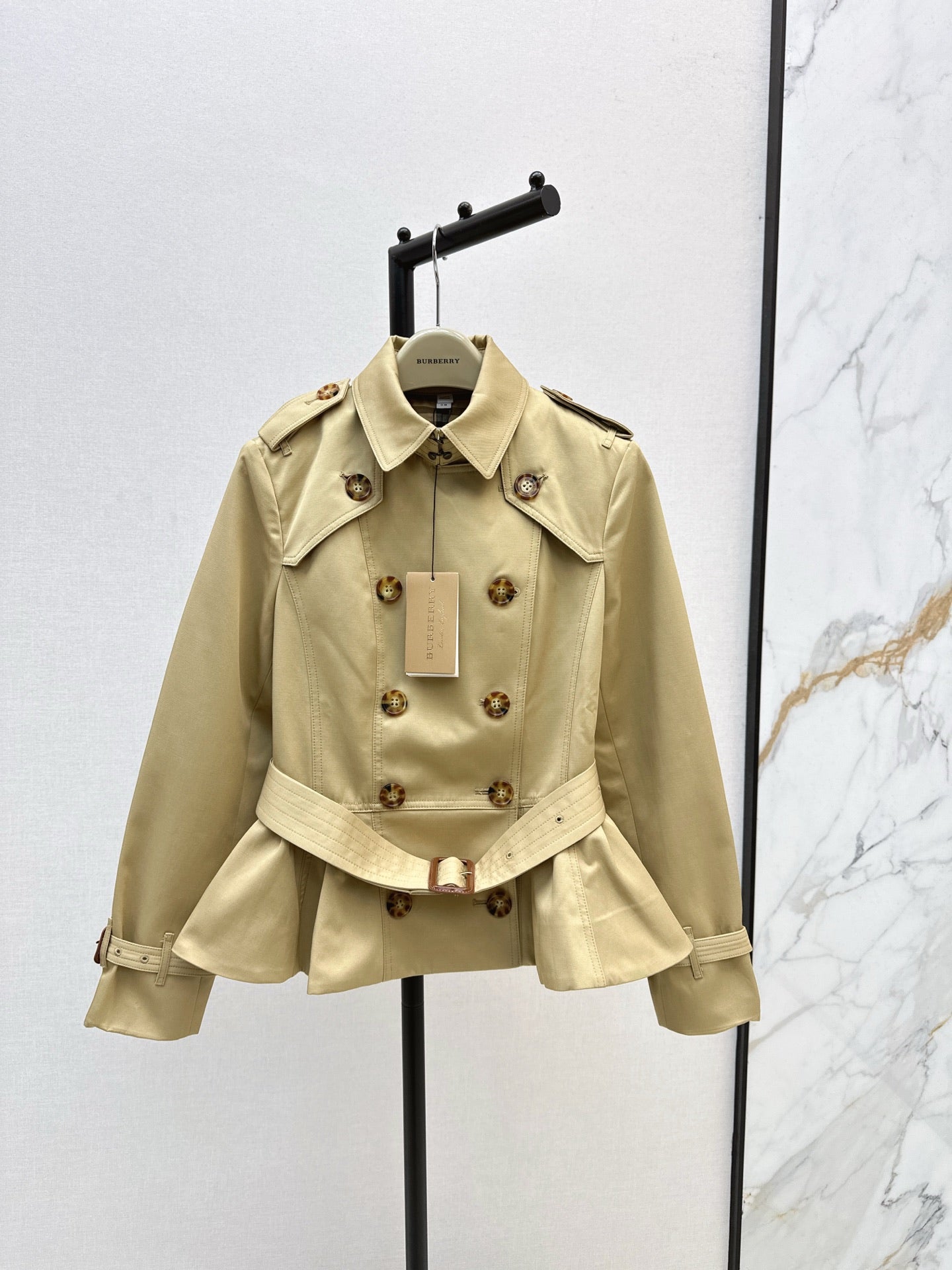 Bur 25fw button jacket