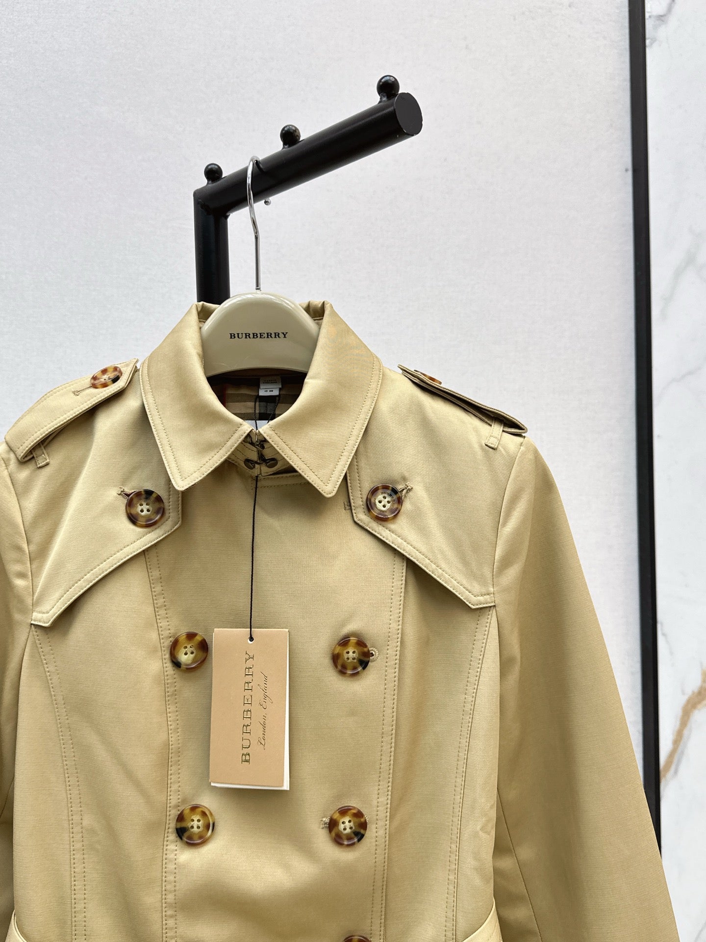 Bur 25fw button jacket