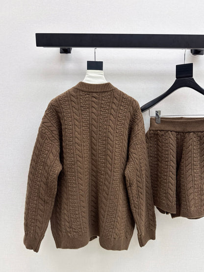 Loro 25fw cardigan short set