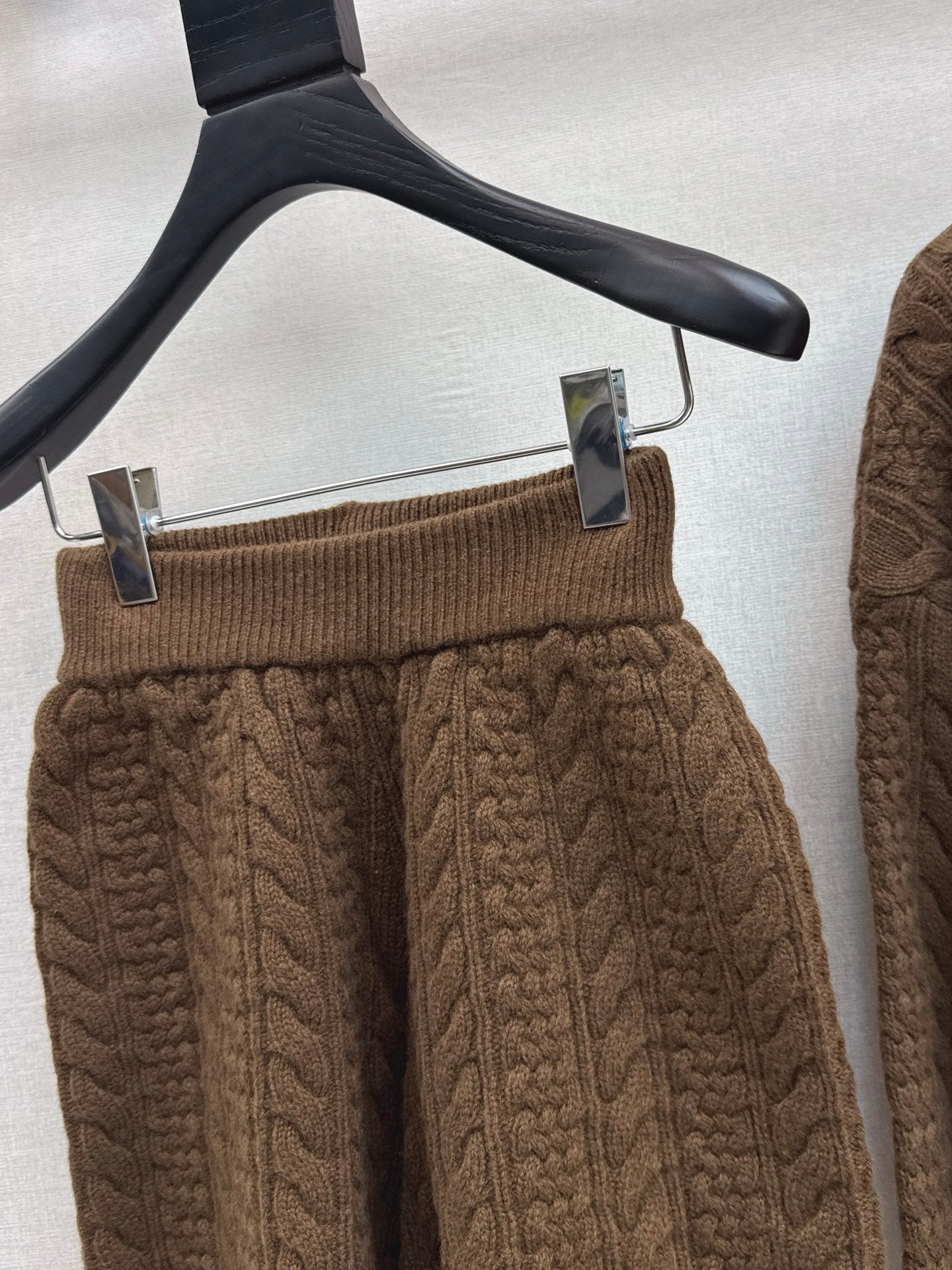 Loro 25fw cardigan short set